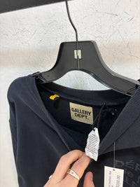 Gallery Dept. Black logo crewneck - size M