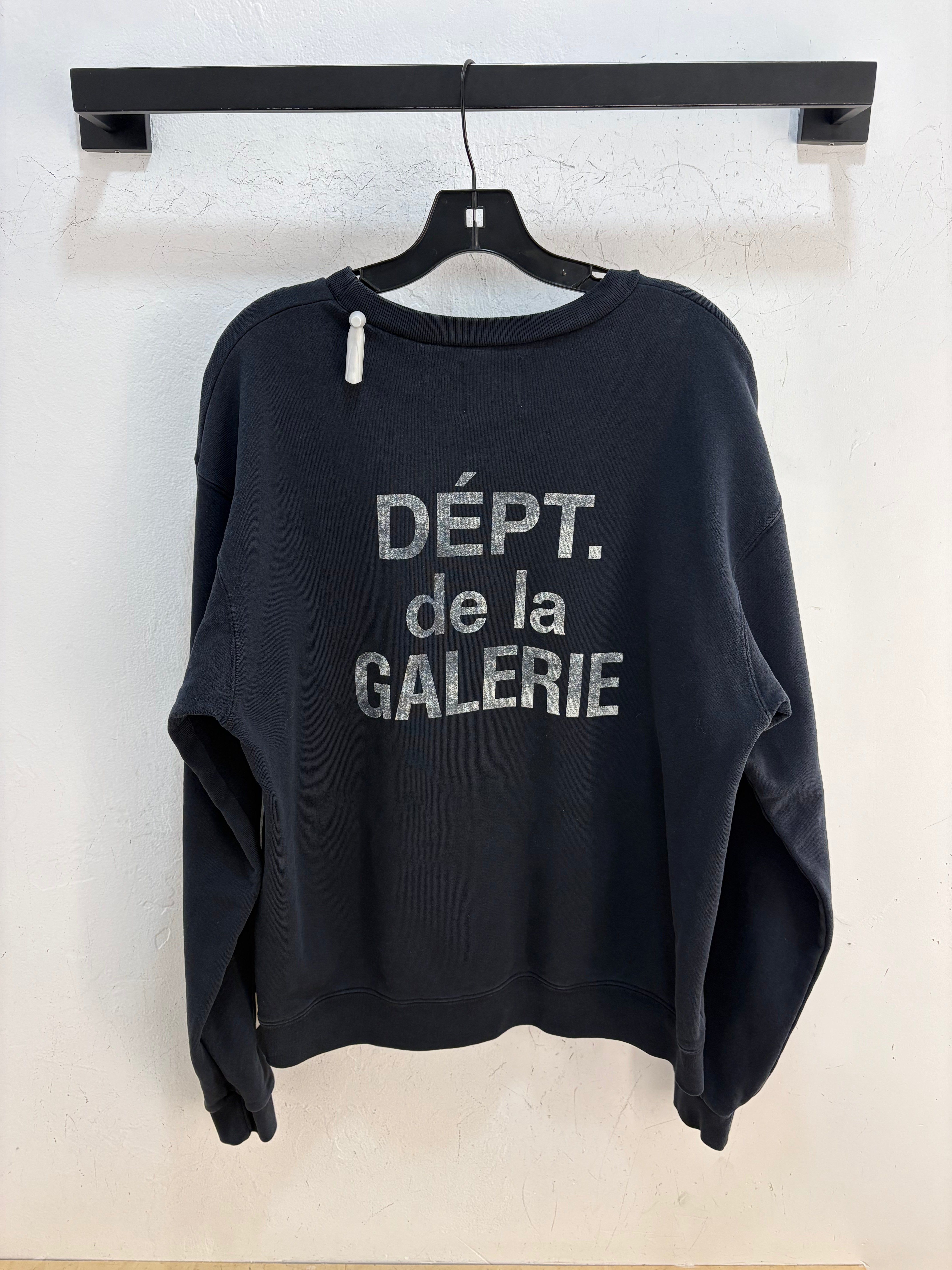 Gallery Dept. Black logo crewneck - size M