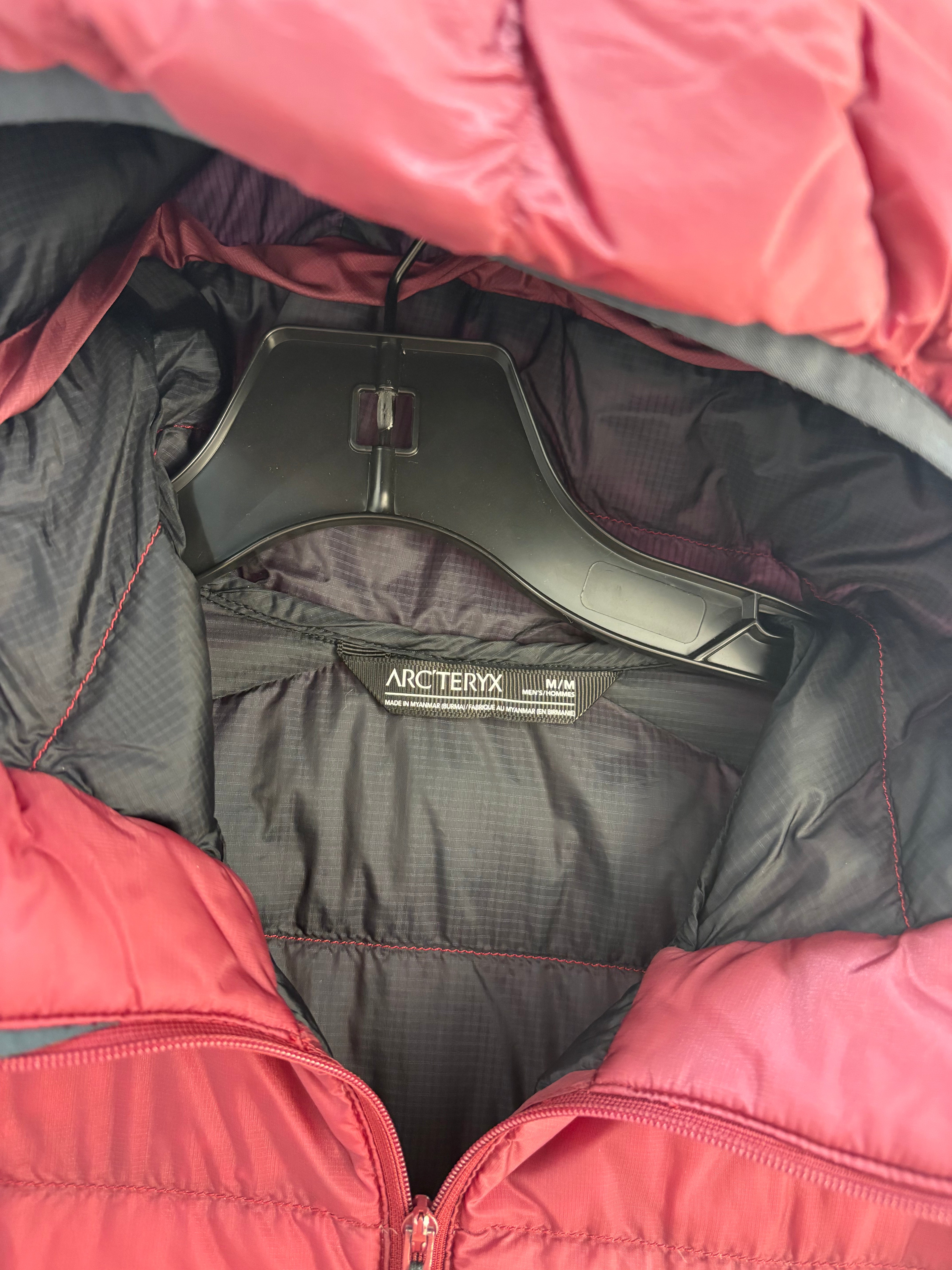 Arcteryx Cerium burgundy light puffer - size M