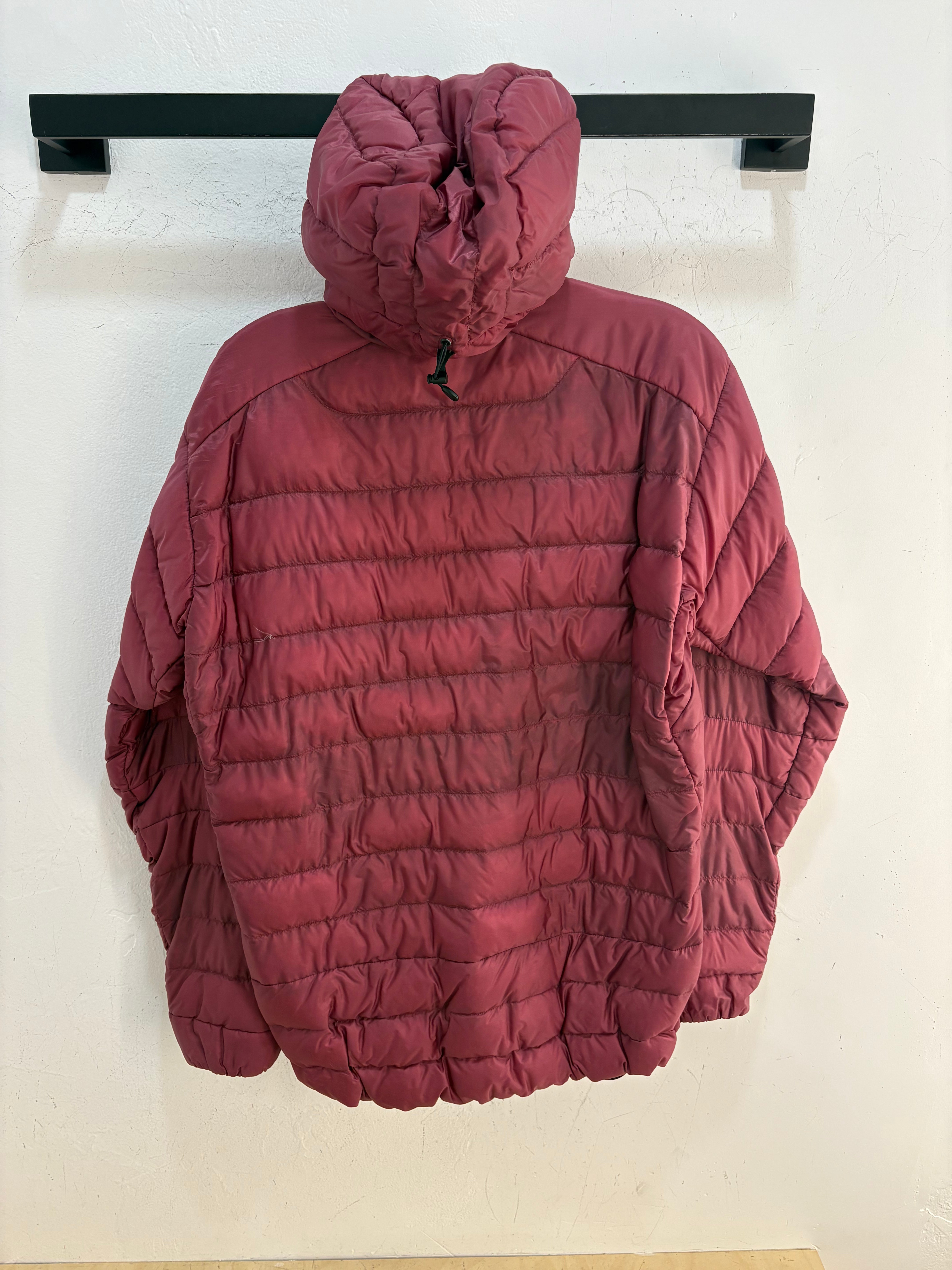Arcteryx Cerium burgundy light puffer - size M