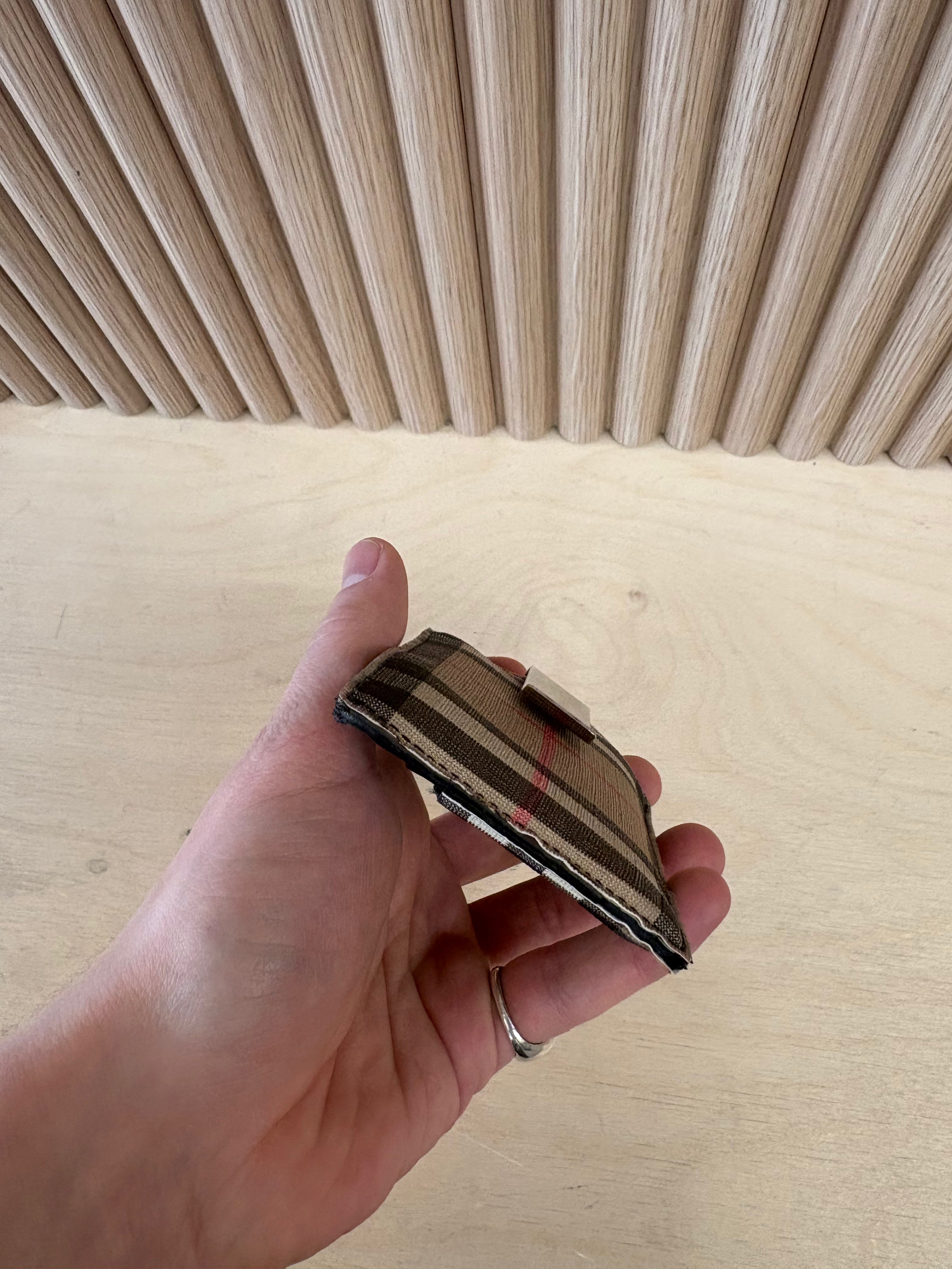 Burberry cardholder money clip