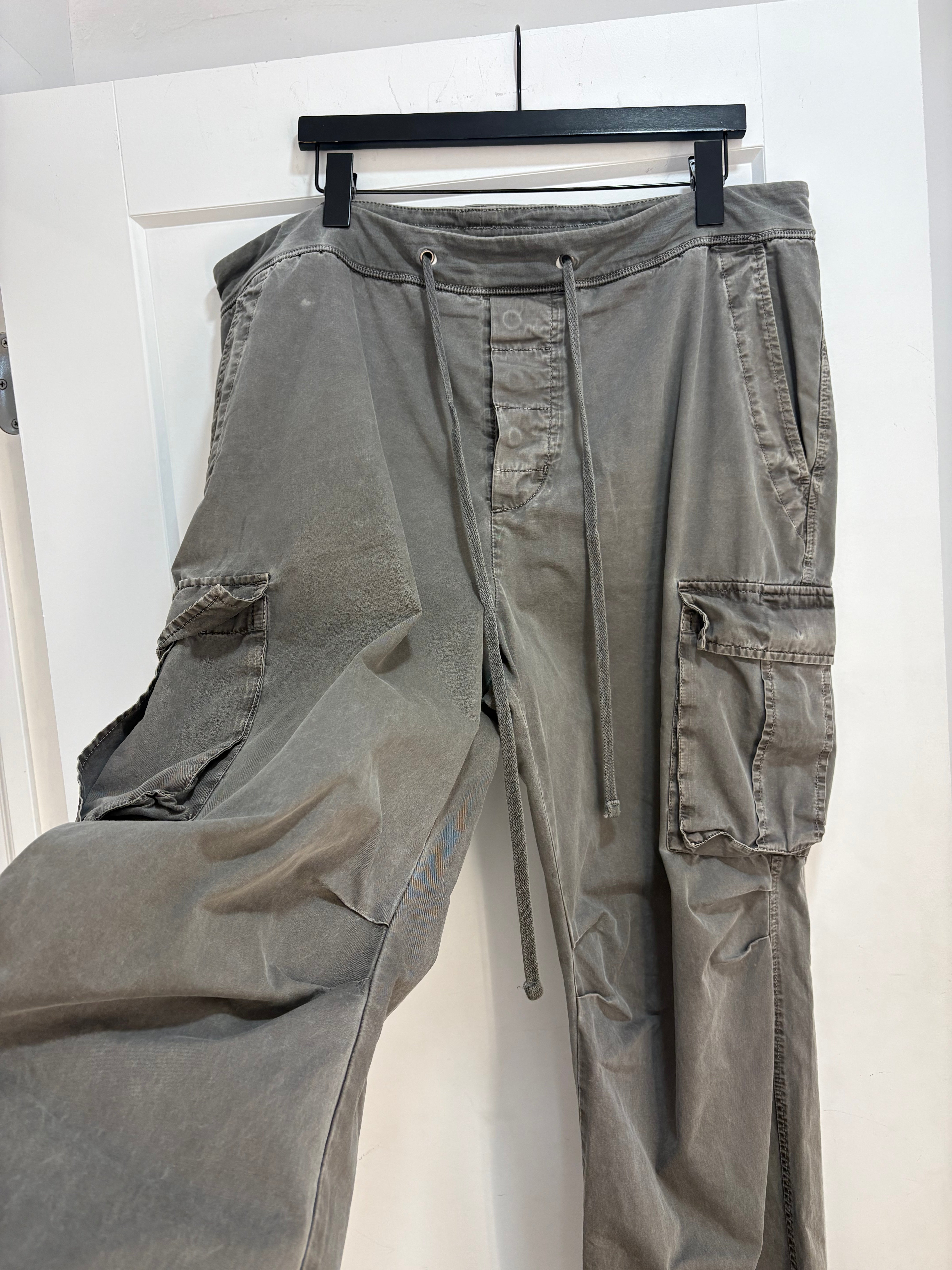 James Perse Dust grey cargo trail pants - size XL
