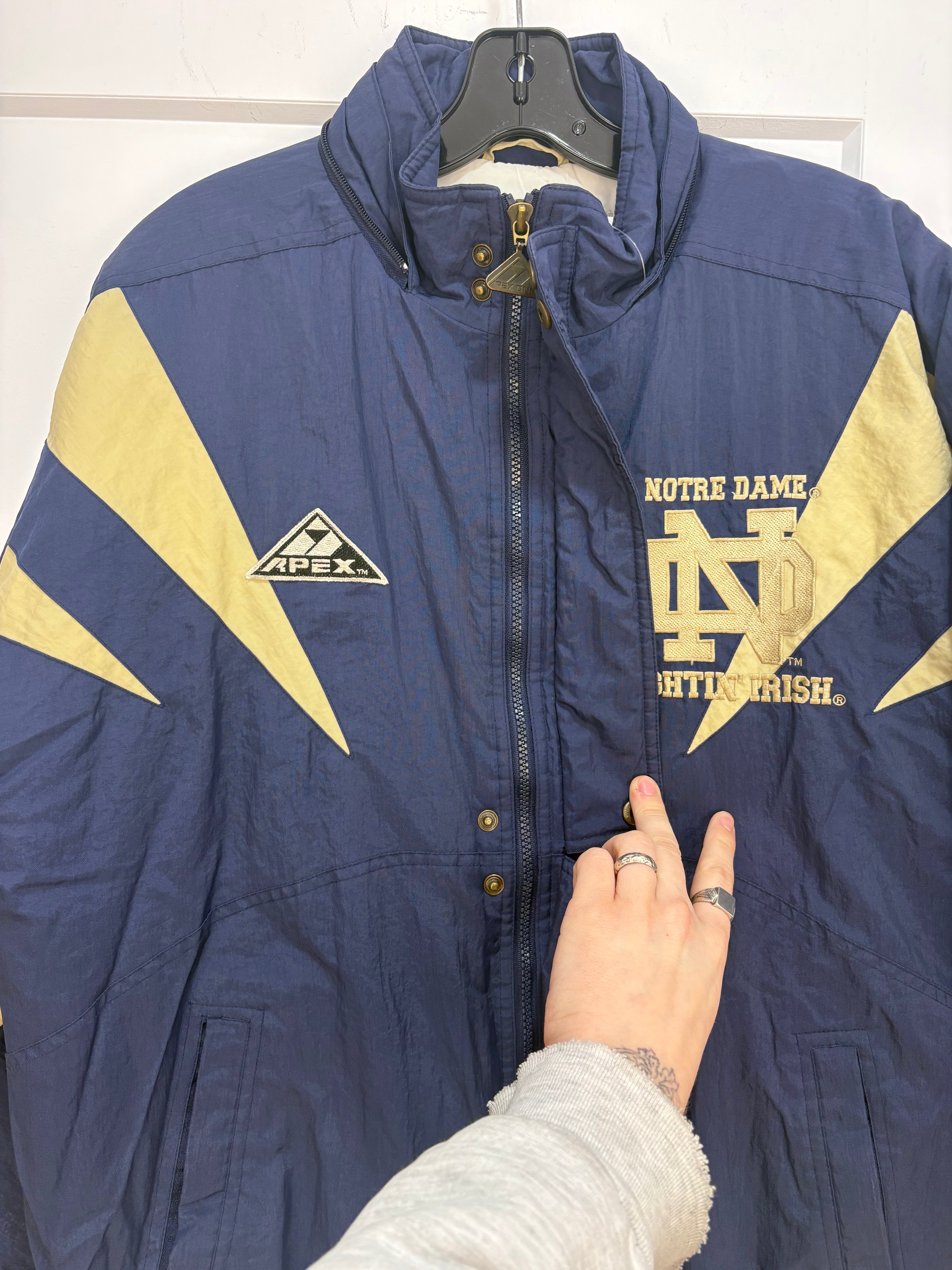 90s Apex Notre Dame jacket - size M