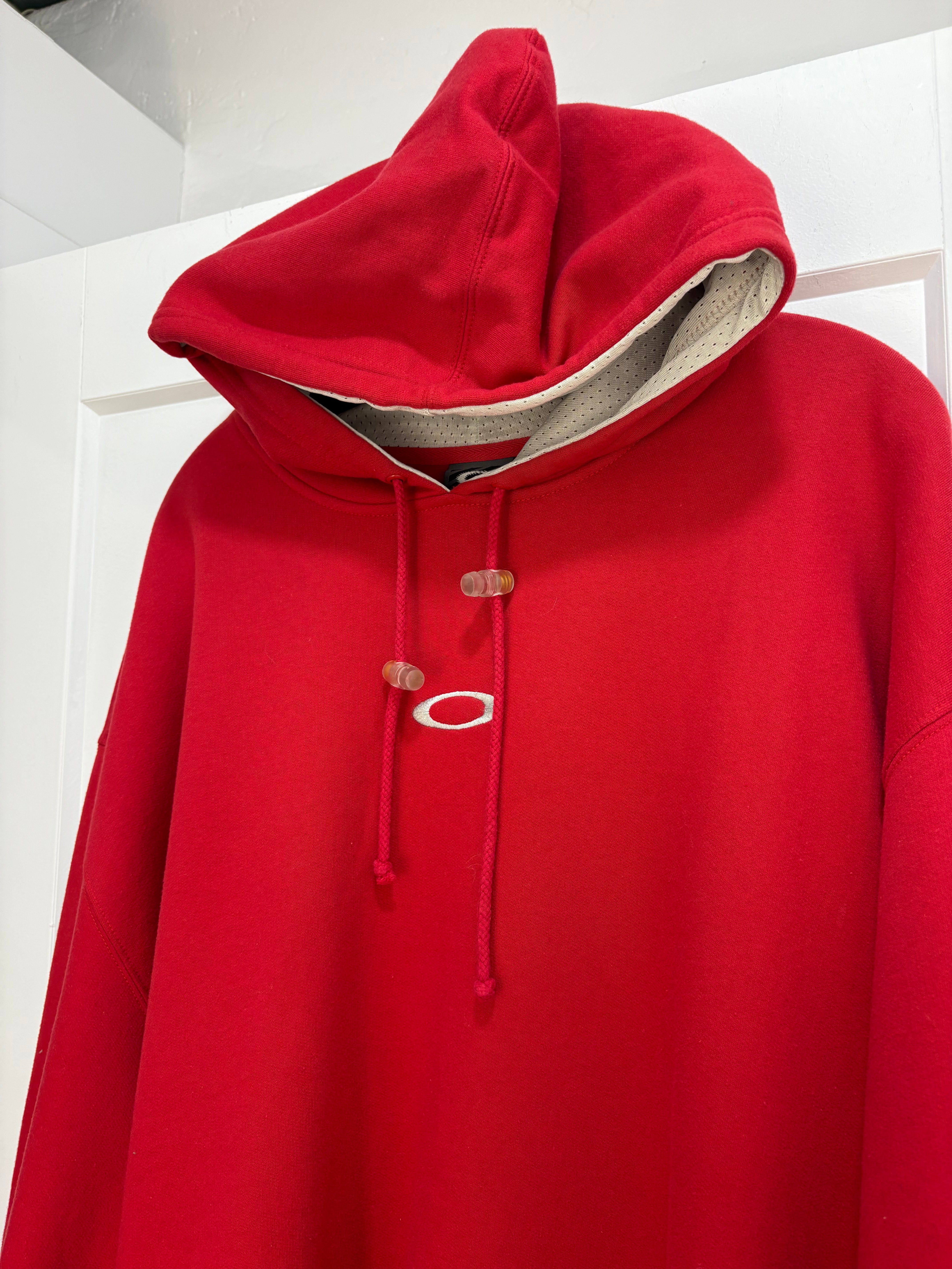 90s Oakley sofware mid logo red hoodie - size XXL