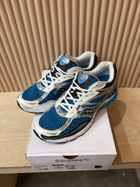 Saucony pyrogrid sneaker - size 11