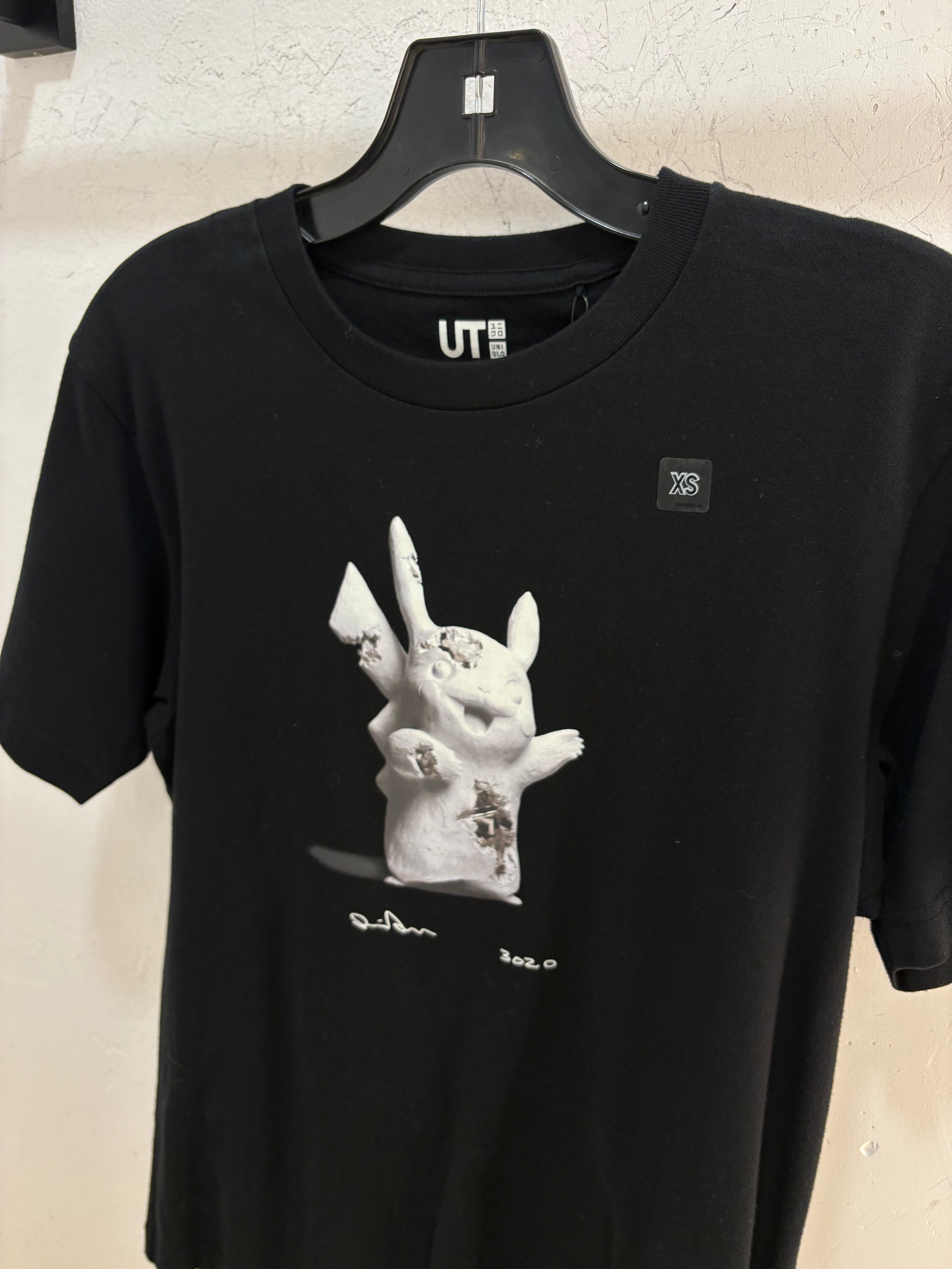 Pokemon X Daniel Arsham pikachu tee - size XS