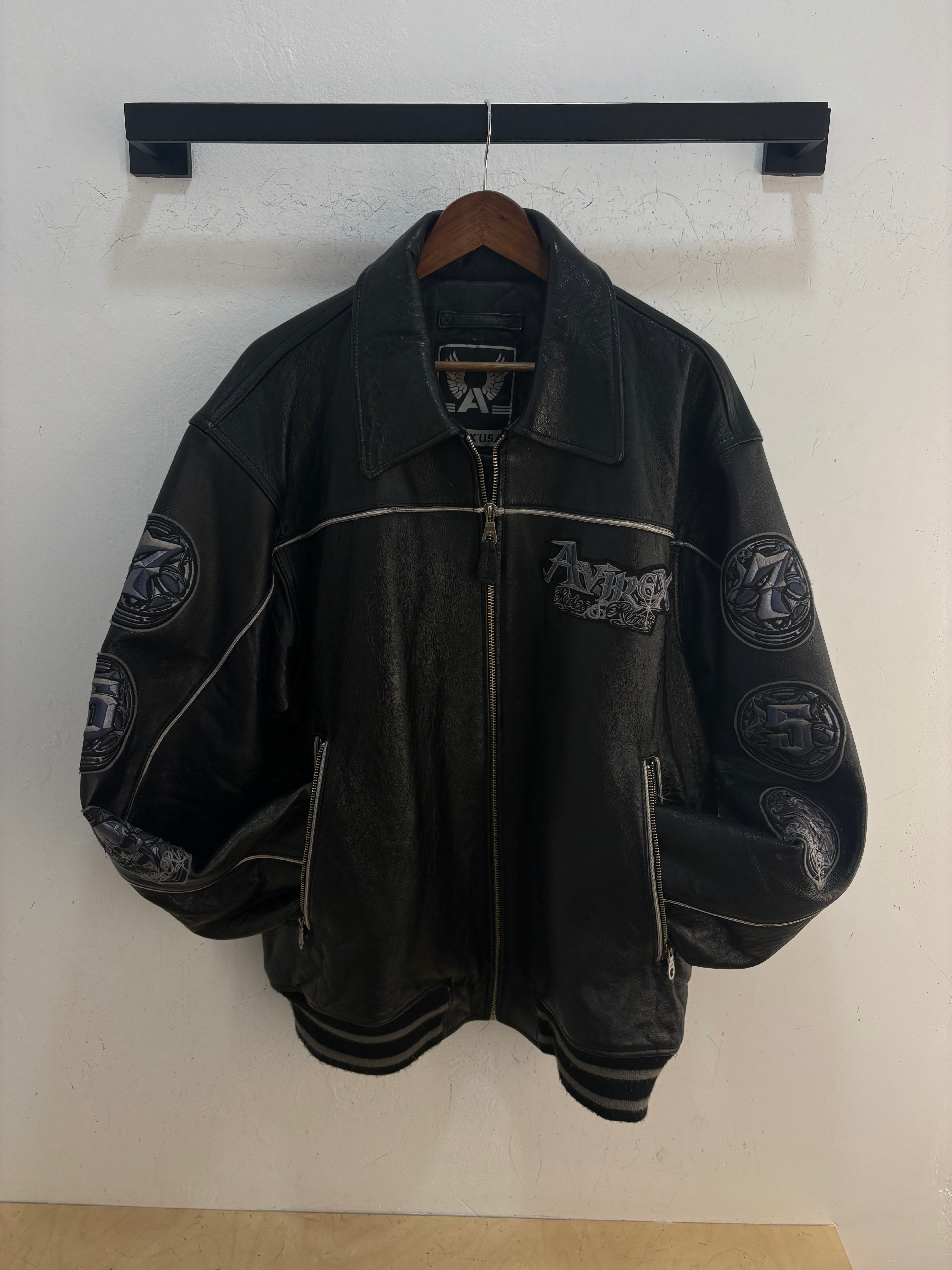 Avirex rides and rims black leather jacket - size XXL