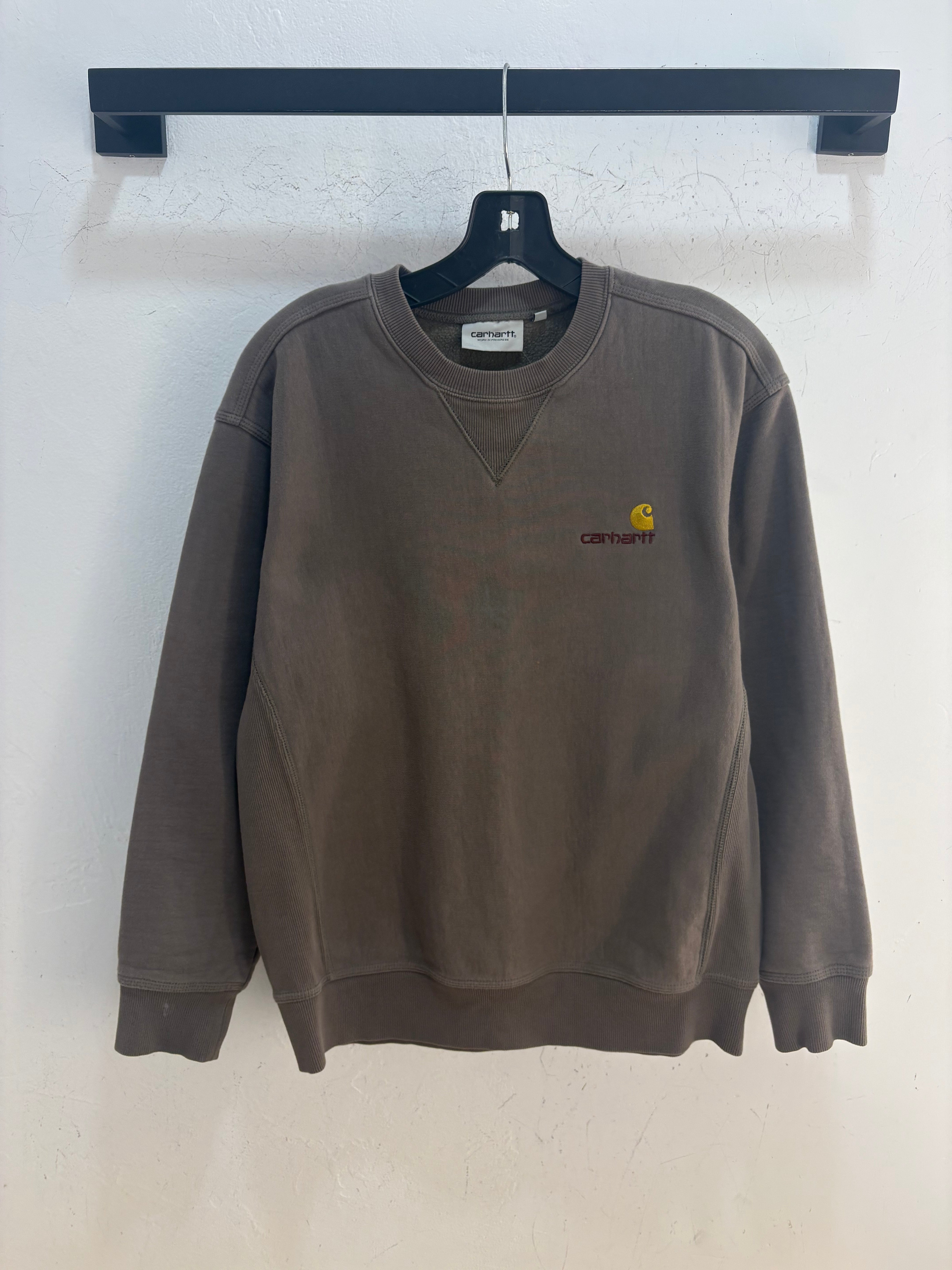Carhartt Wip brown crewneck - size S