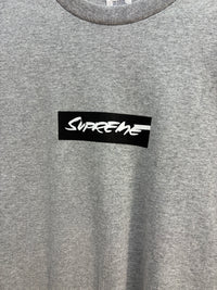 New Supreme futura grey box logo tee - size L