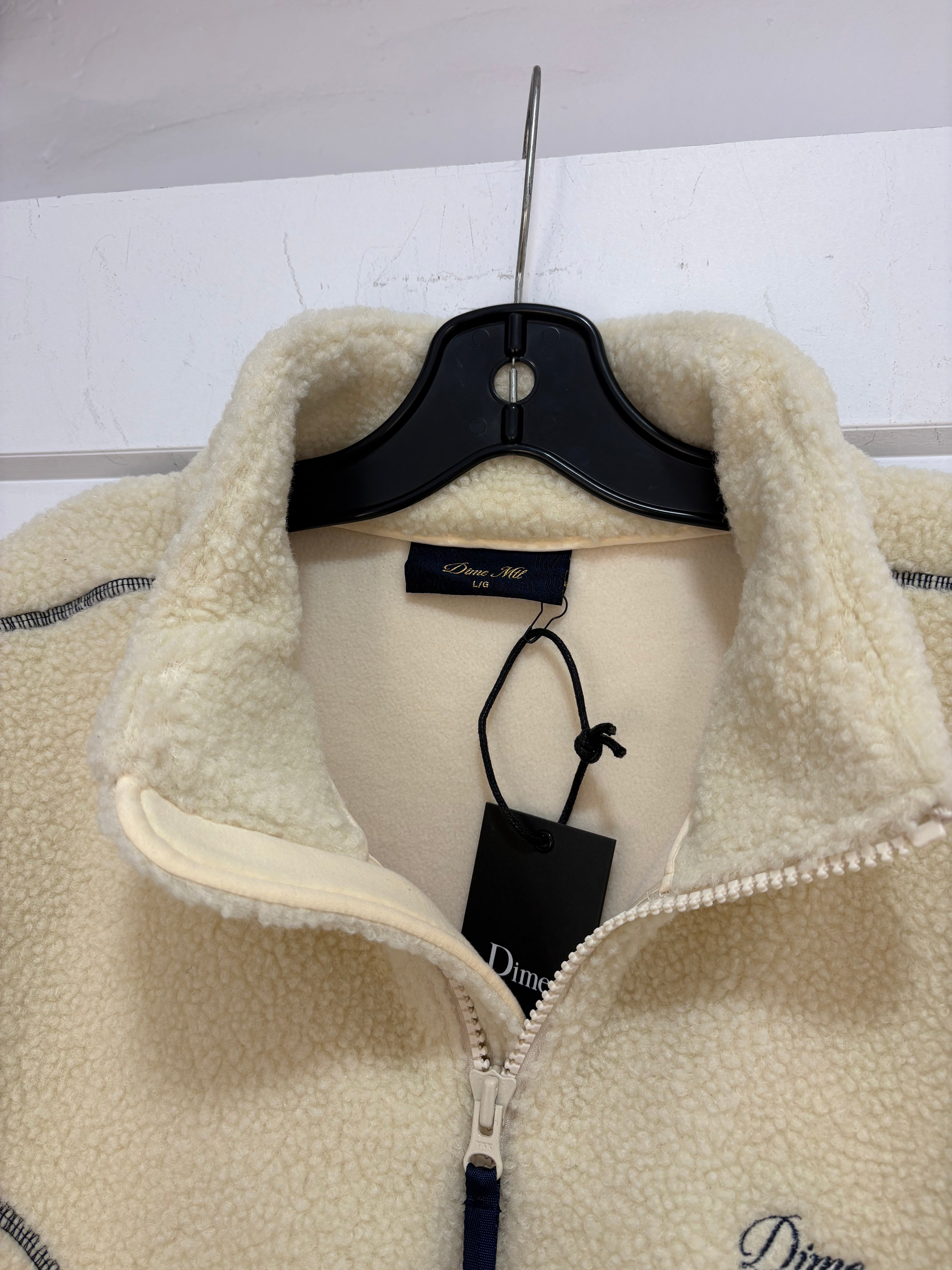 New Dime Cream sherpa fleece jacket - size L