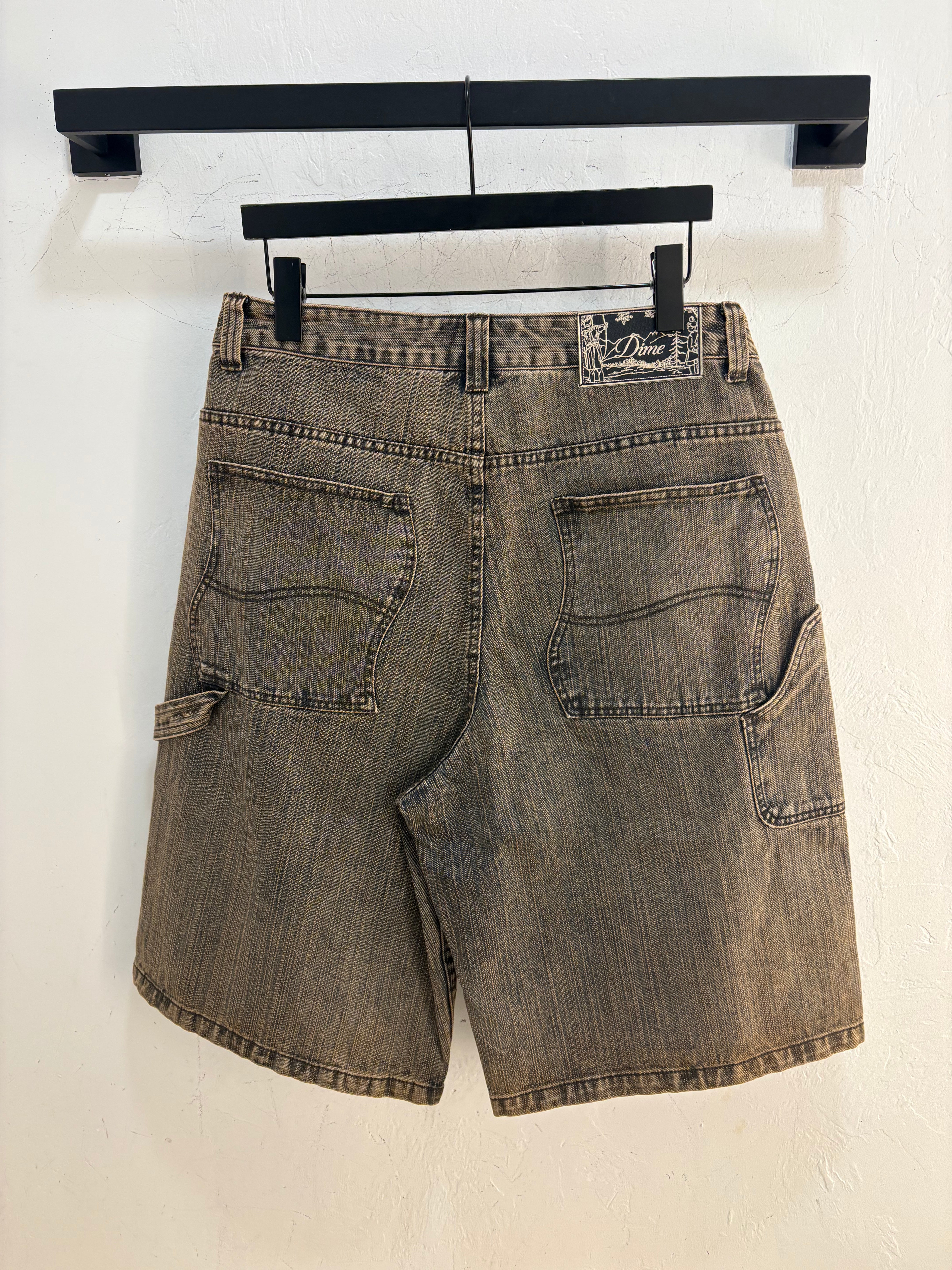 New Dime Rust baggy jorts - size 32