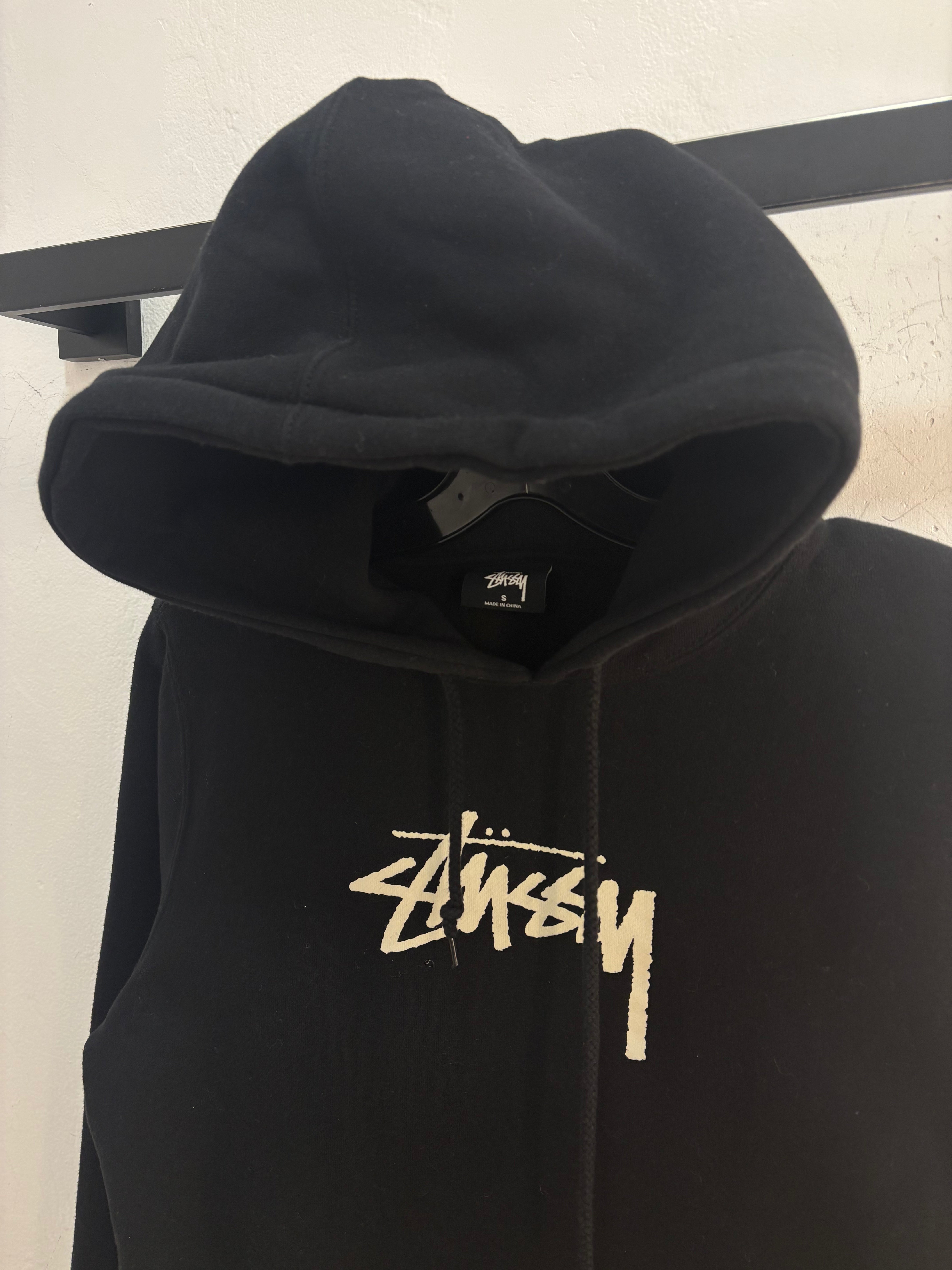 Stussy black logo hoodie - size S