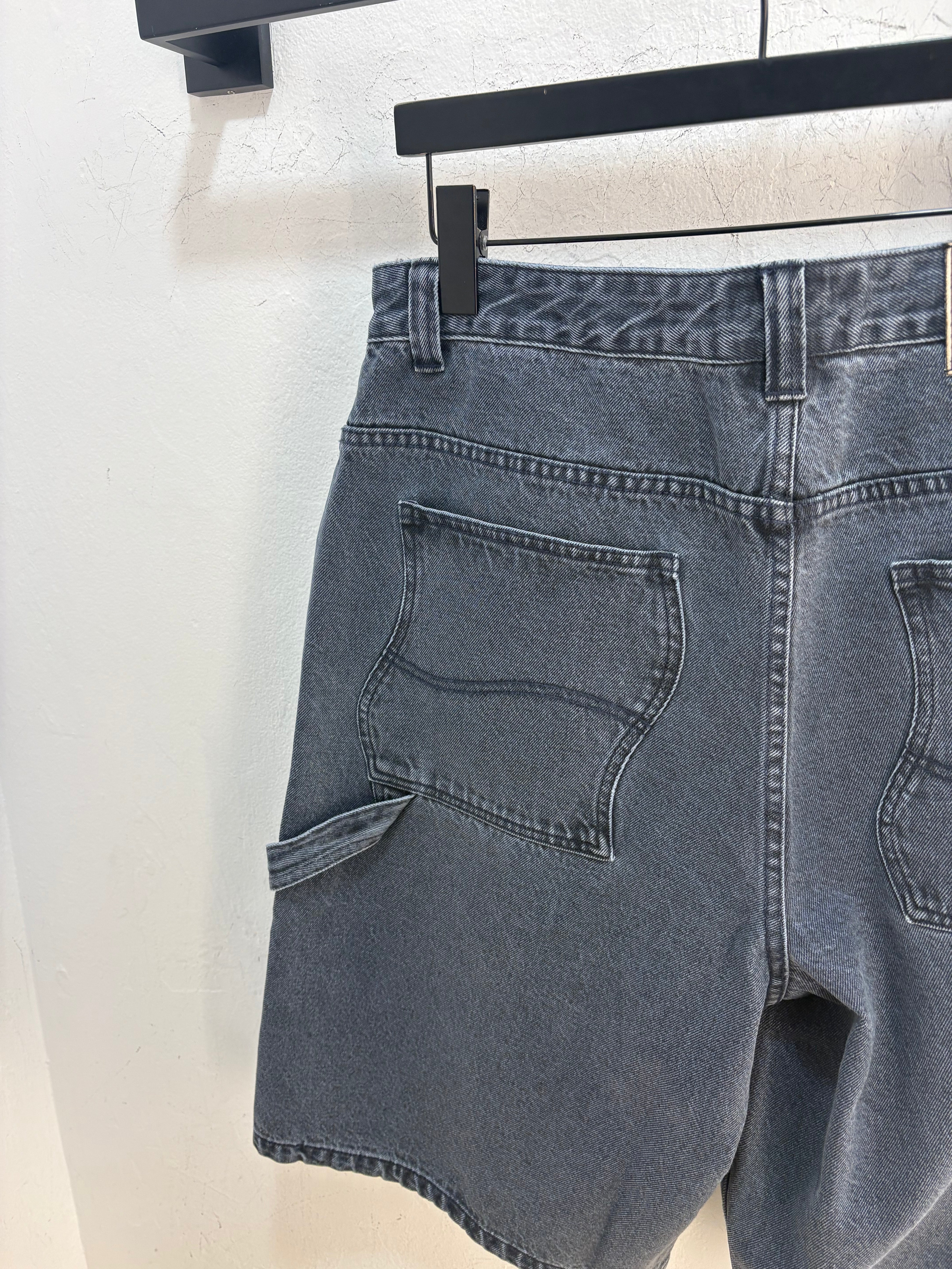 New Dime Navy Baggy jorts - size 32