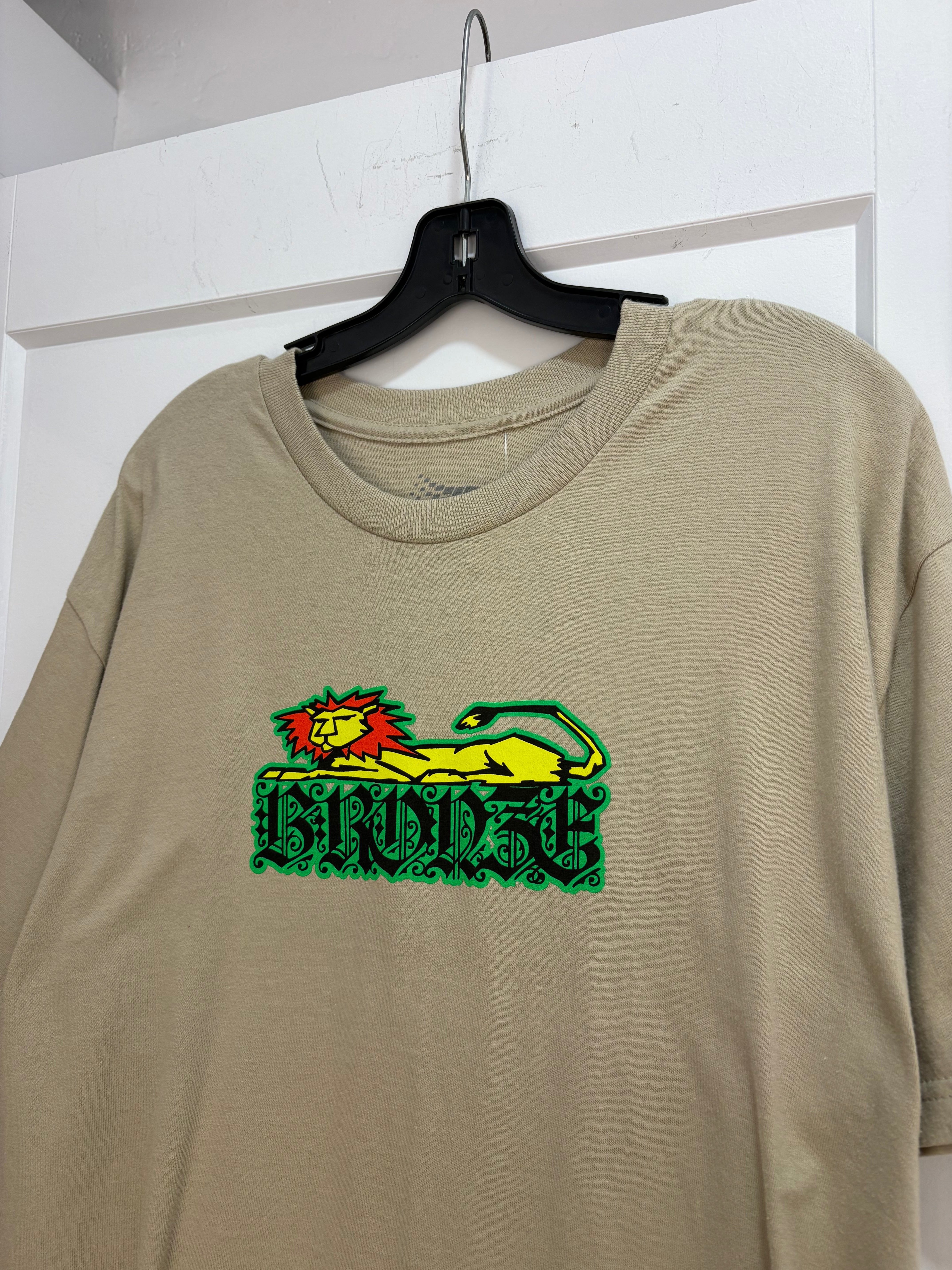New Bronze 56k lion tee - size L