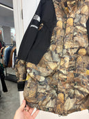 Supreme X TNF camo mountain light jacket - size L