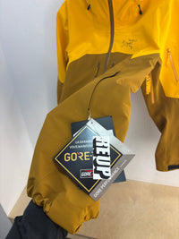 New Arcteryx Rush yellow yukon - size M womens
