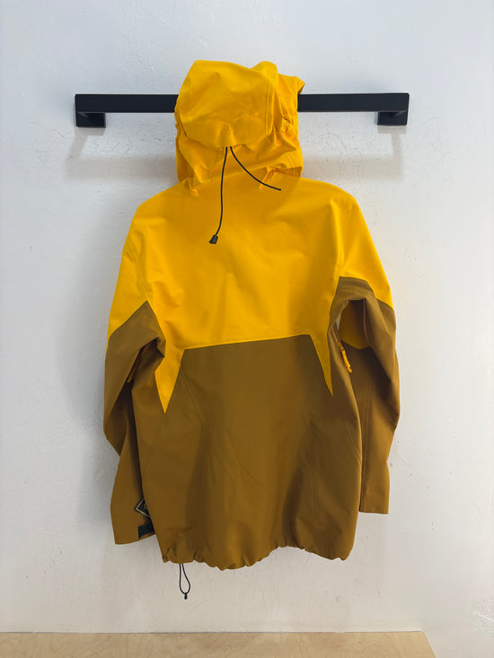 New Arcteryx Rush yellow yukon - size M womens
