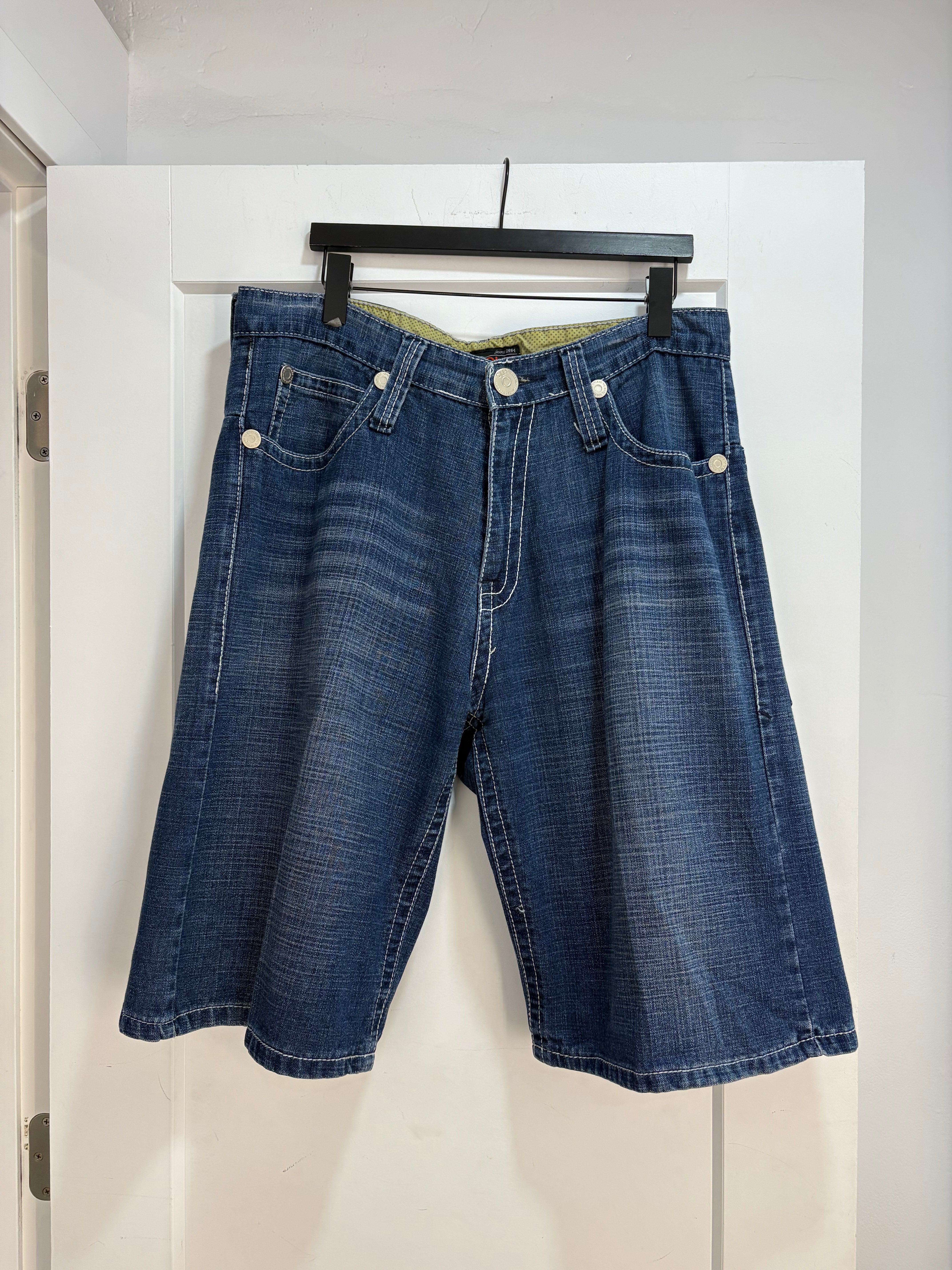 Y2k Clench denim jorts - size 36
