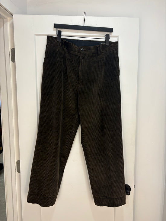 Ecole de Pensée dark brown corduroy pants - size 34