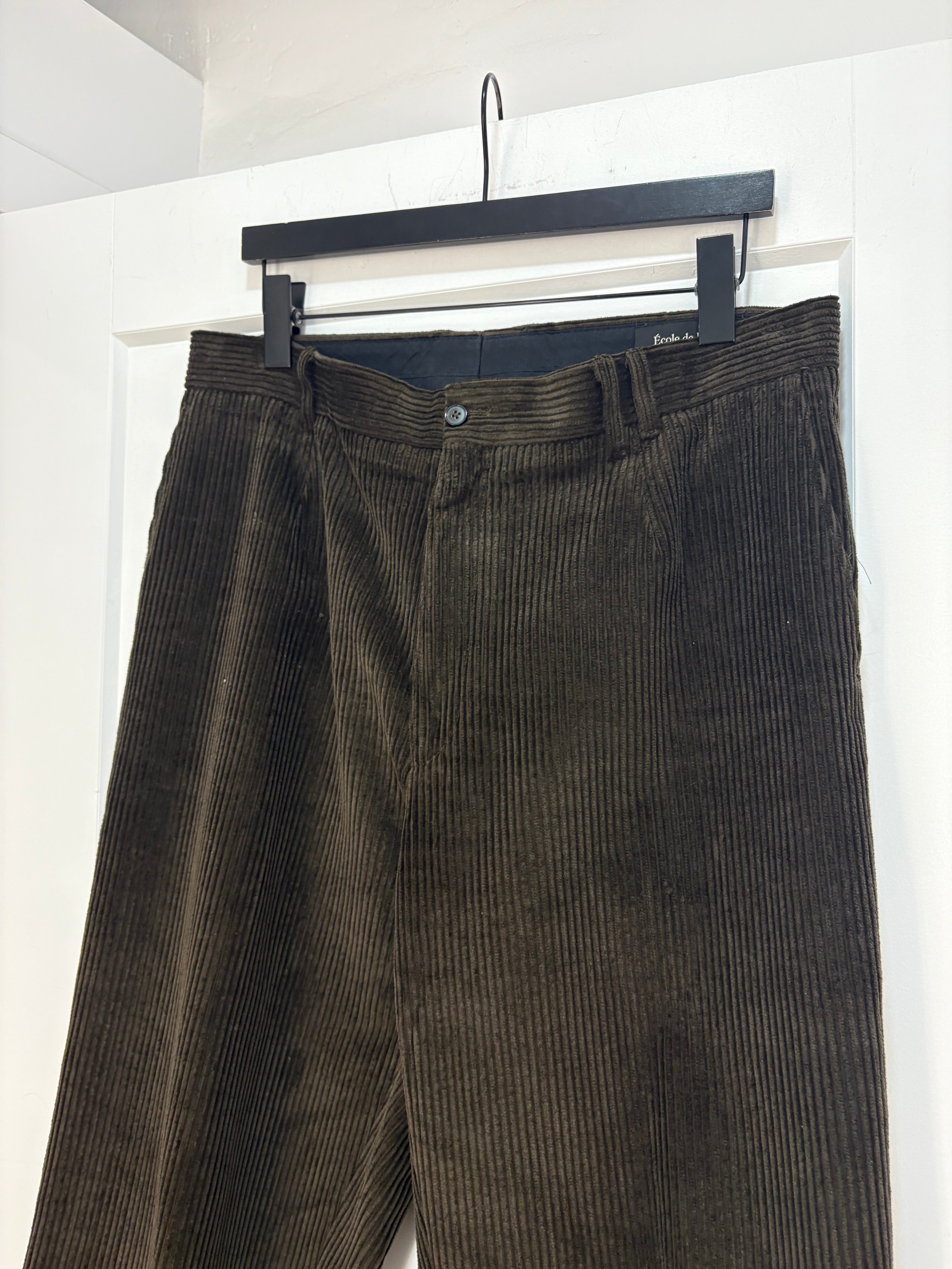 Ecole de Pensée dark brown corduroy pants - size 34