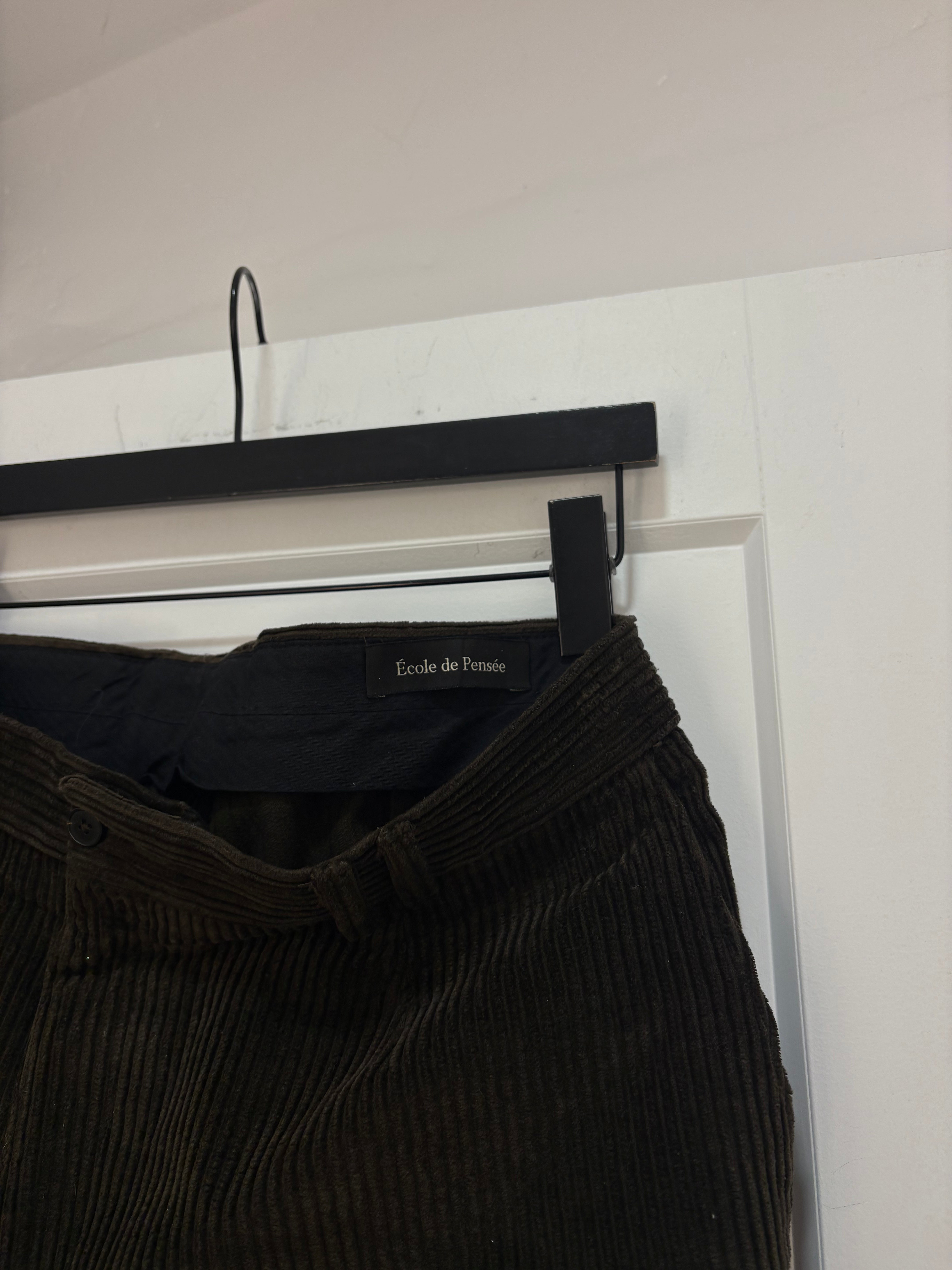 Ecole de Pensée dark brown corduroy pants - size 34