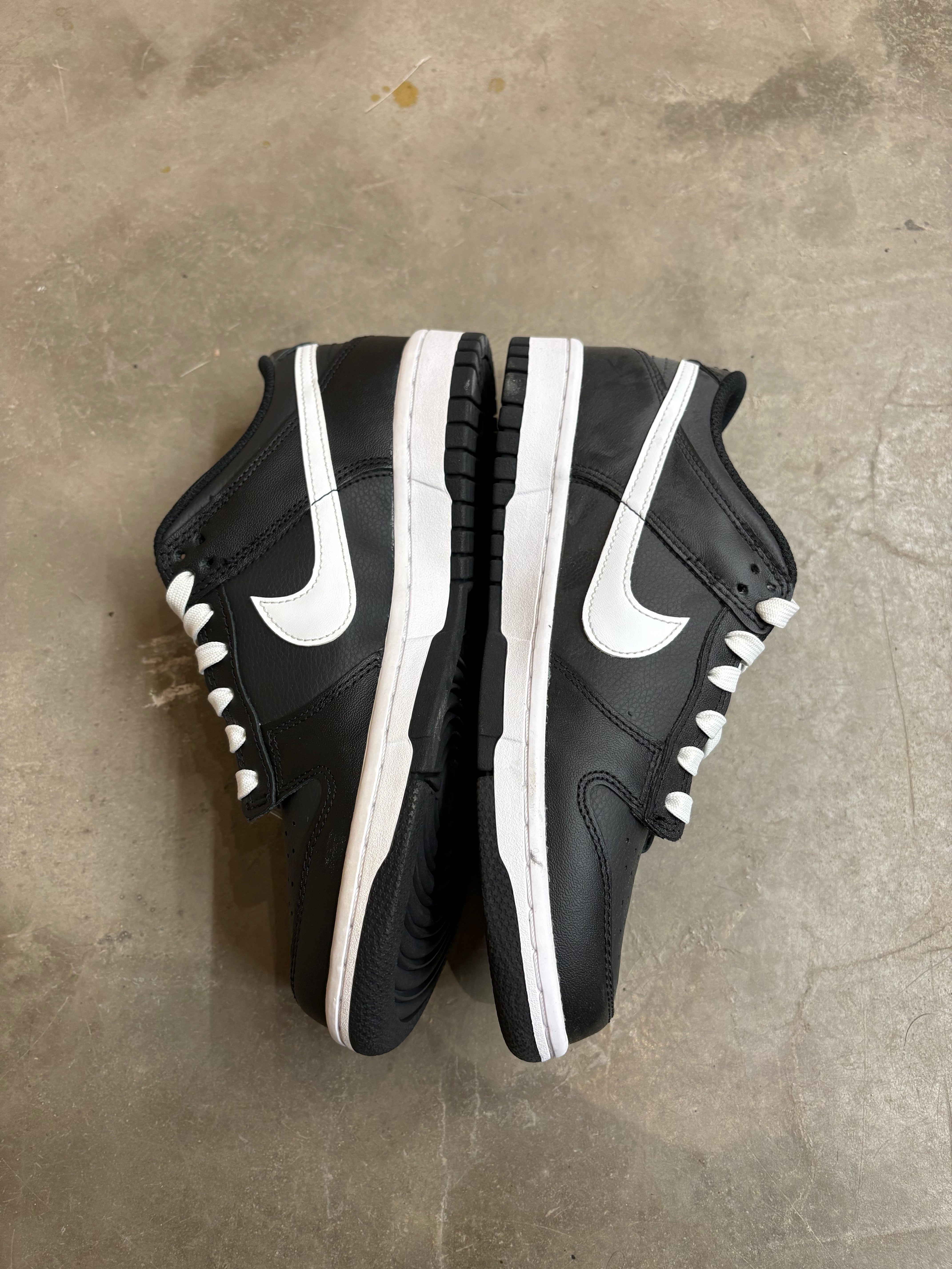 New Nike Dunk Reverse Panda - size 8.5w