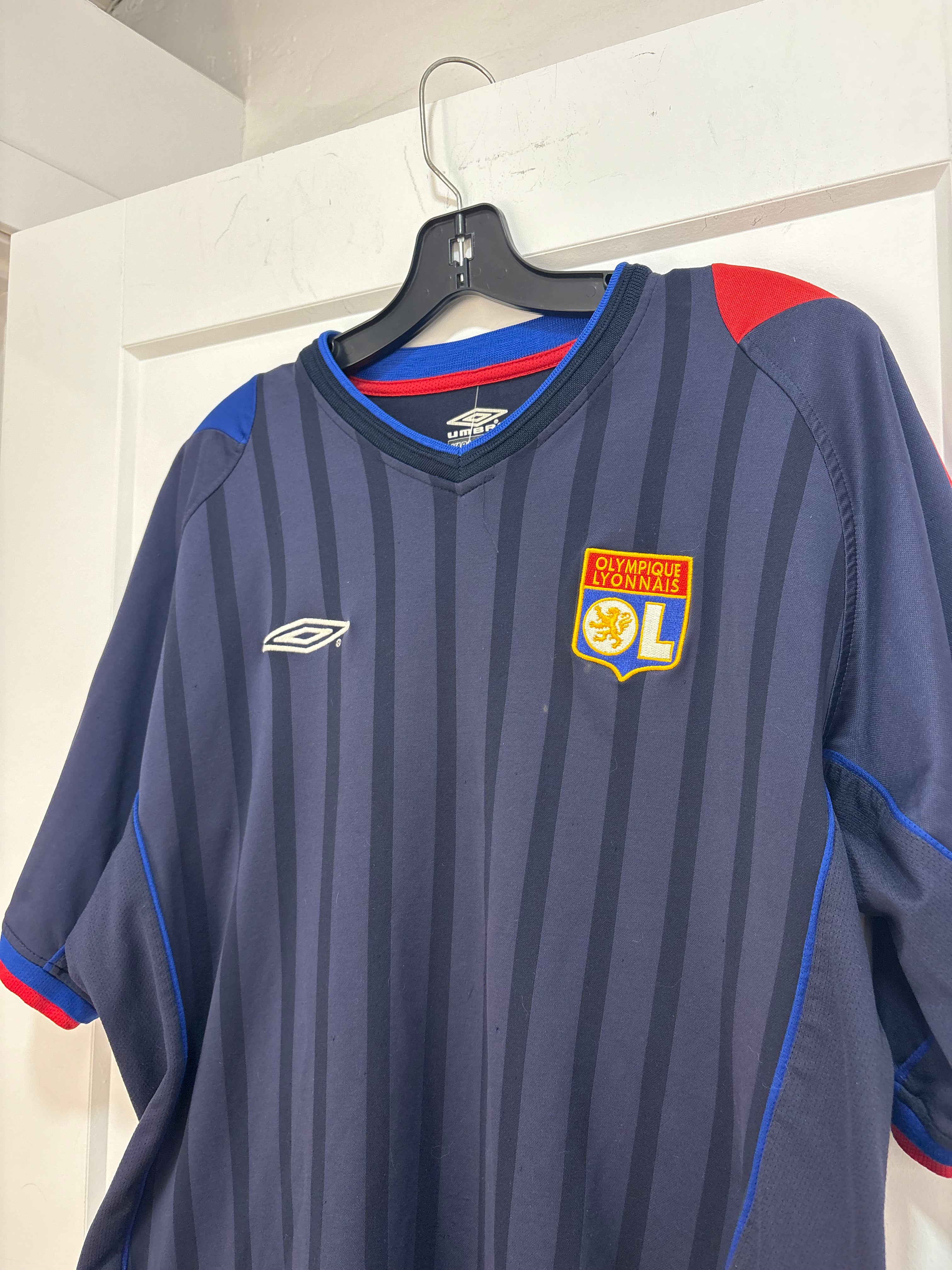 2003 olympique lyonnais hone kit - size XL