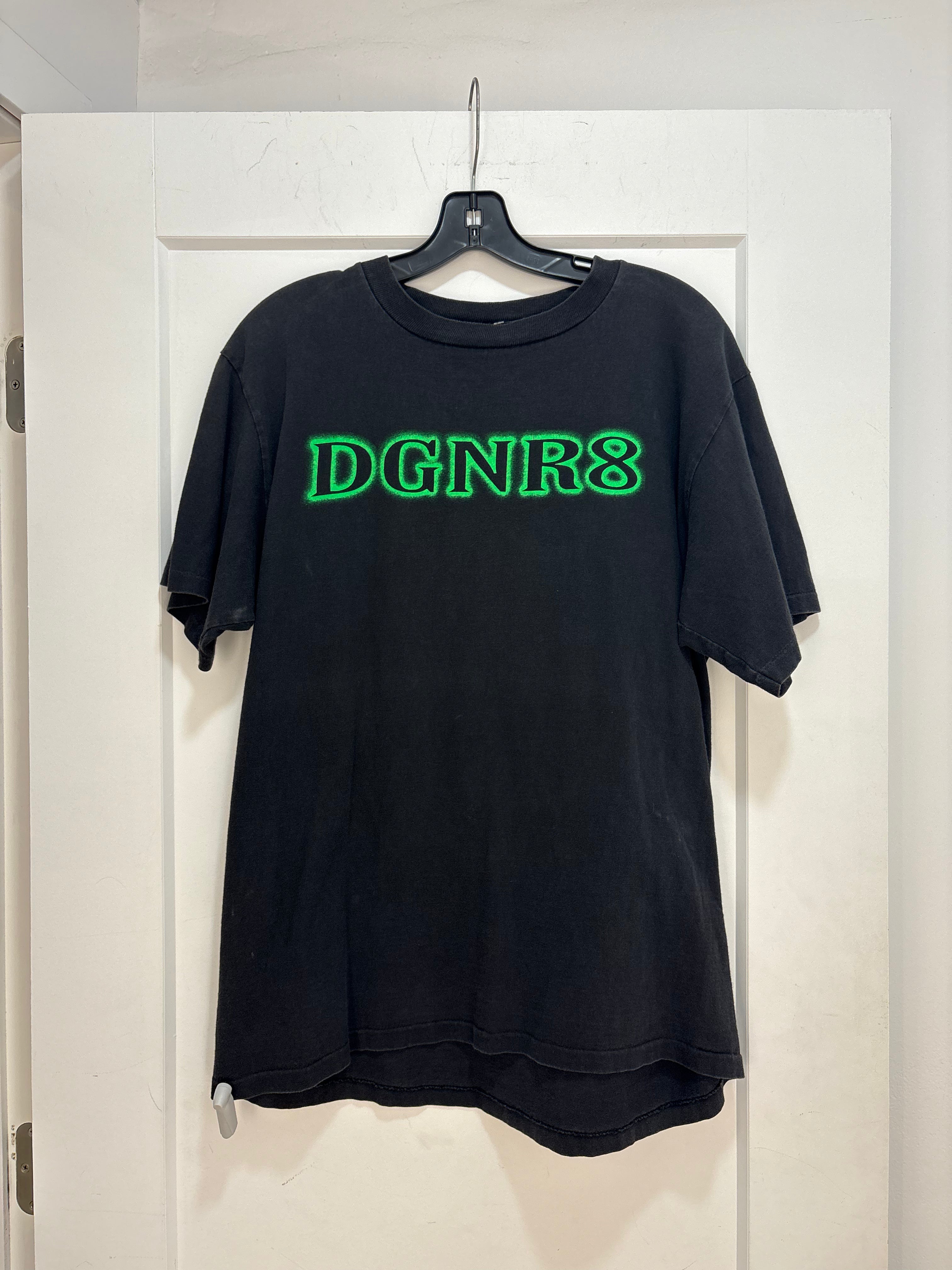 90s DGNR8 X faded tee - size L