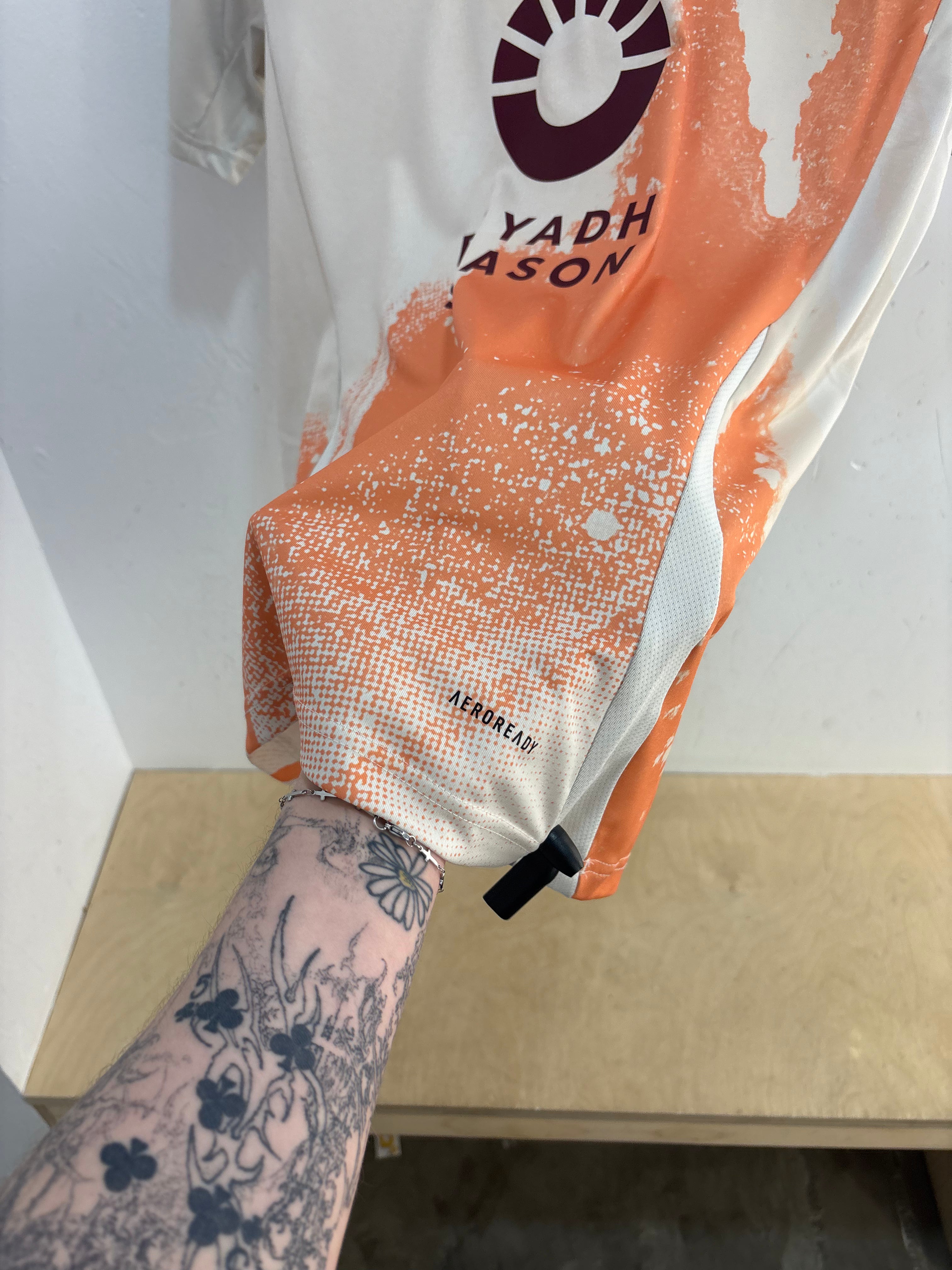 2024-2025 Roma away kit - size S