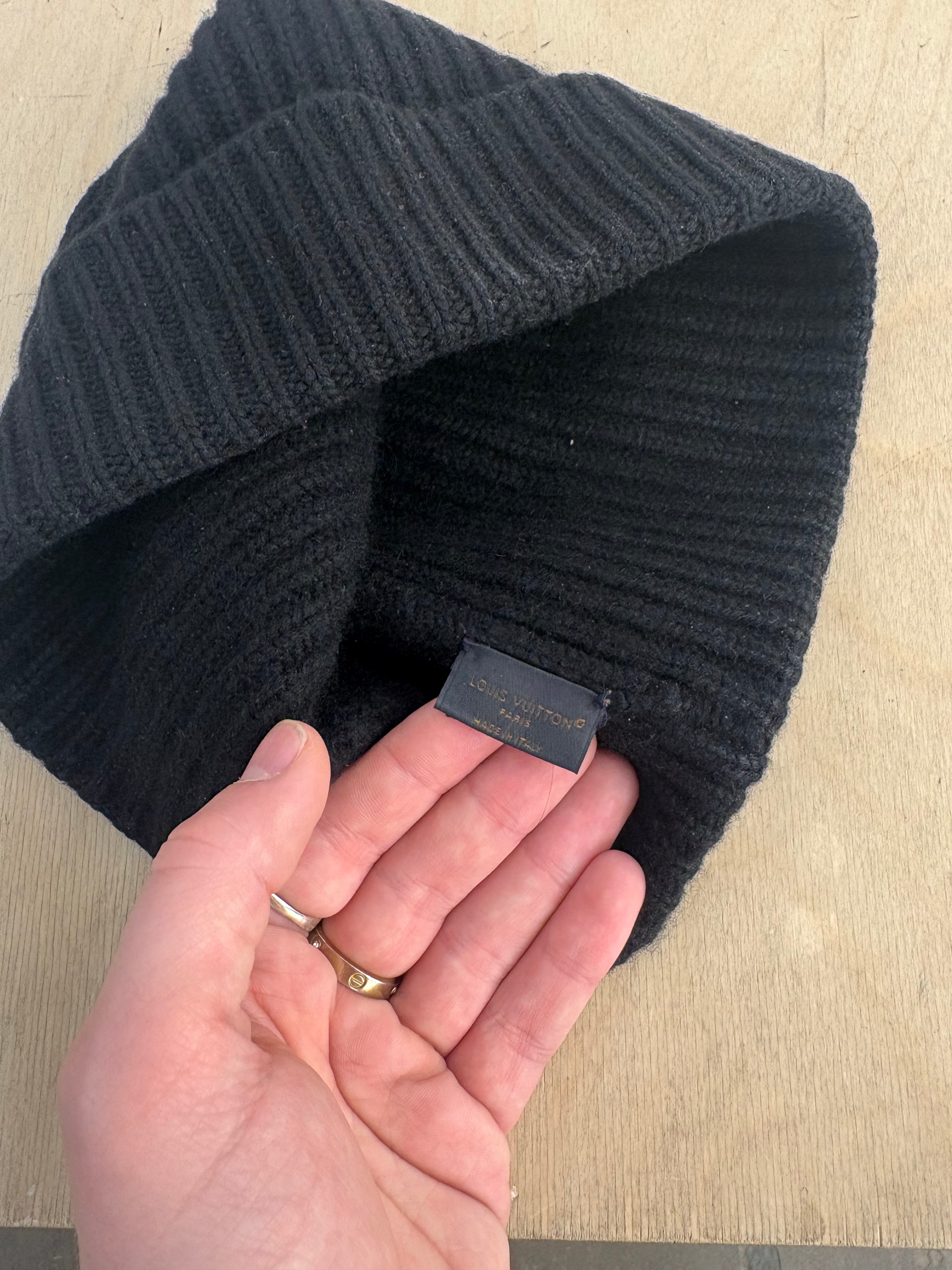 Louis Vuitton Cashmere black beanie