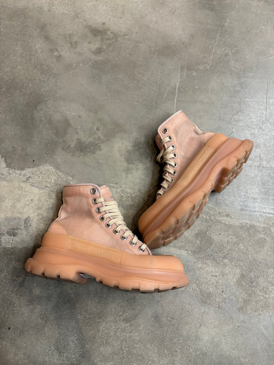 Alexander Mcqueen Pink combat boots - size 6wmns