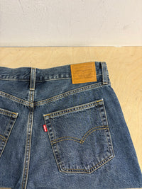 Levis baggy jorts - size 31