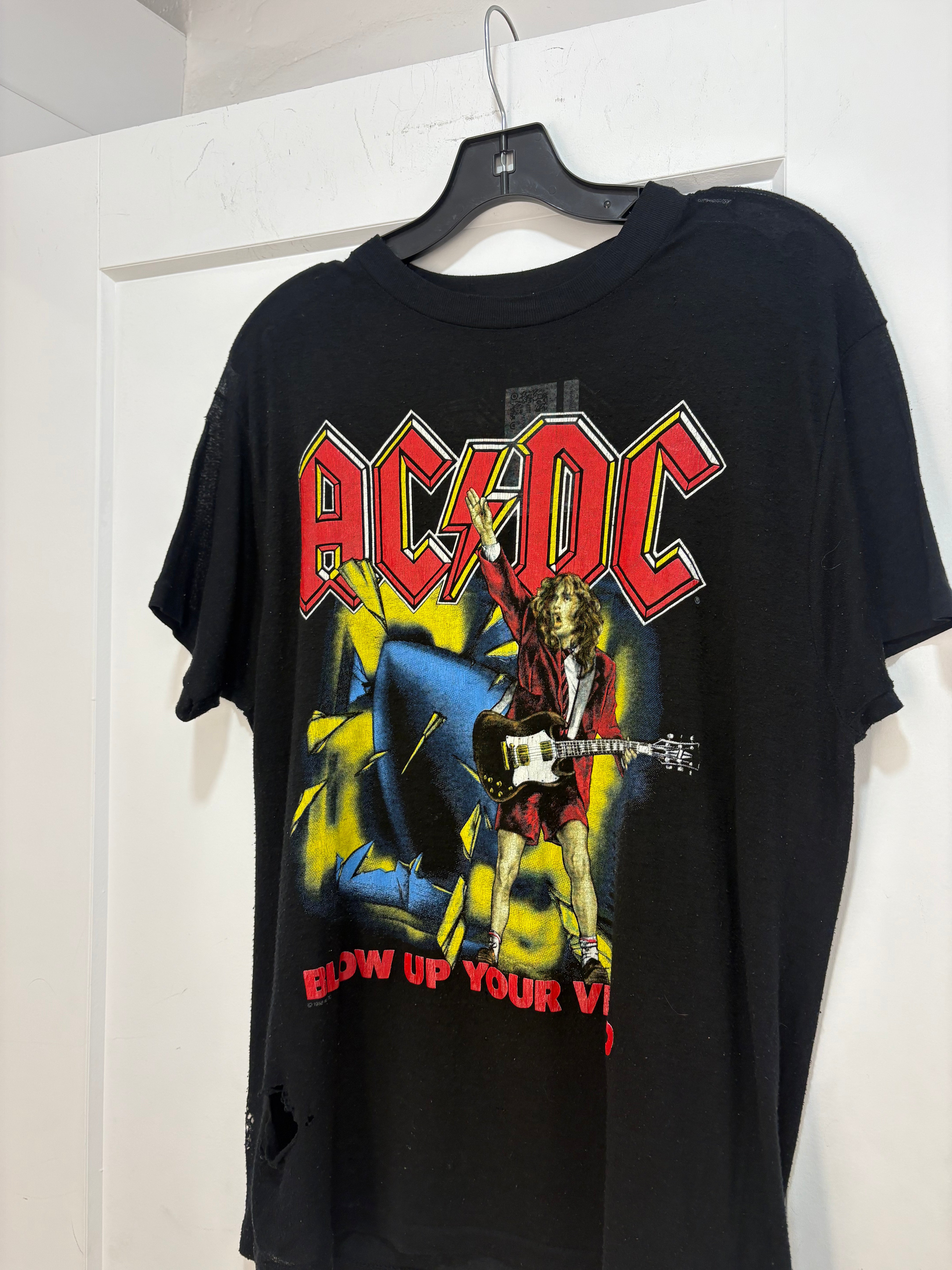 1988 ACDC blow up video tee - size M *distressed