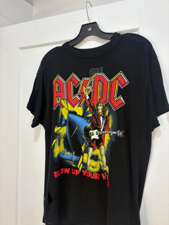 1988 ACDC blow up video tee - size M *distressed