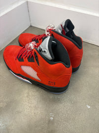 New jordan 5 red toro - size 12
