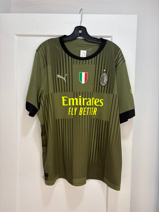 2022 Ac Milan 3rd kit - size XXL