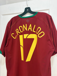 2006 portugal ronaldo home kit - size XL