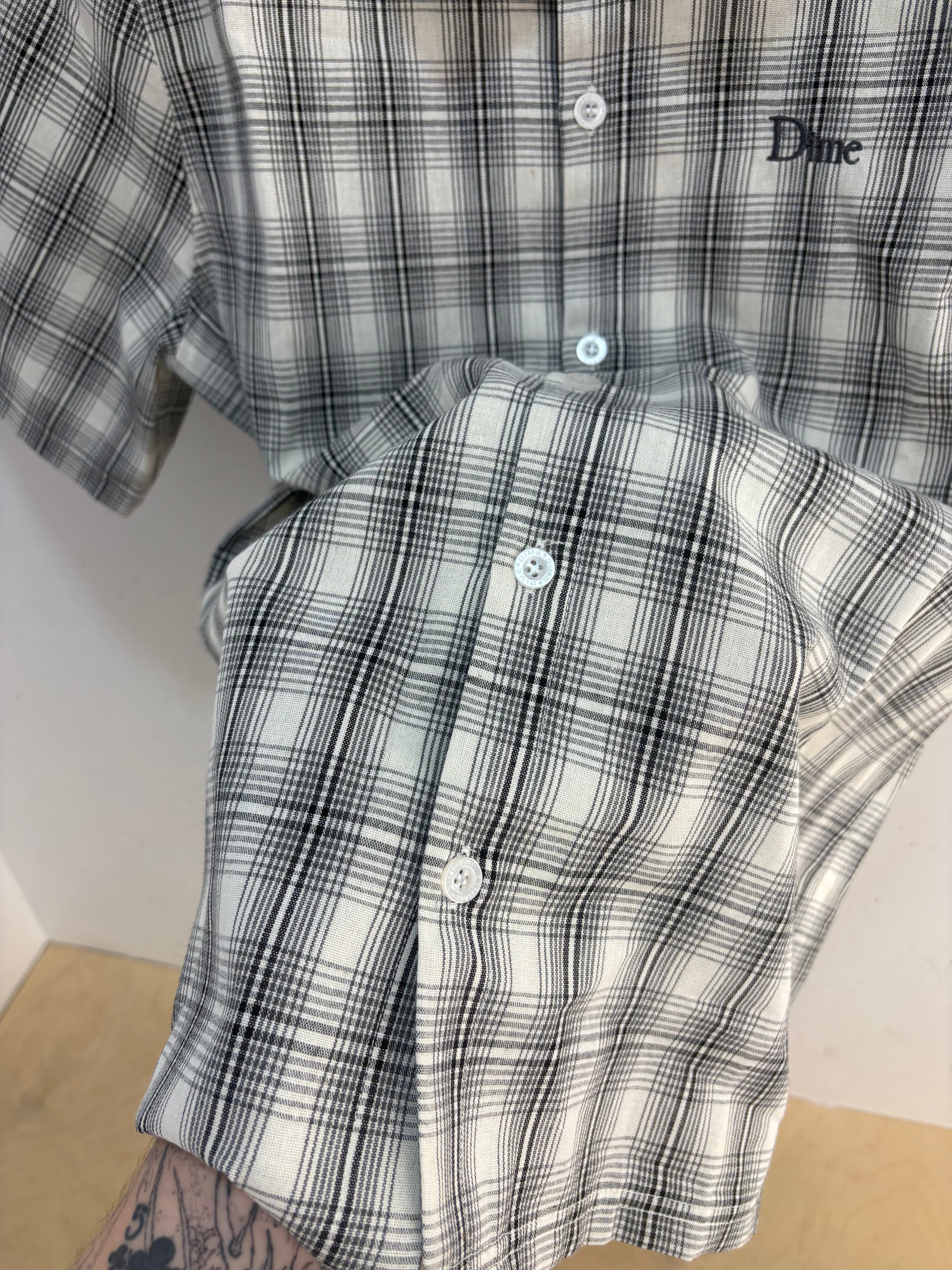 New Dime Plaid shirt - size L