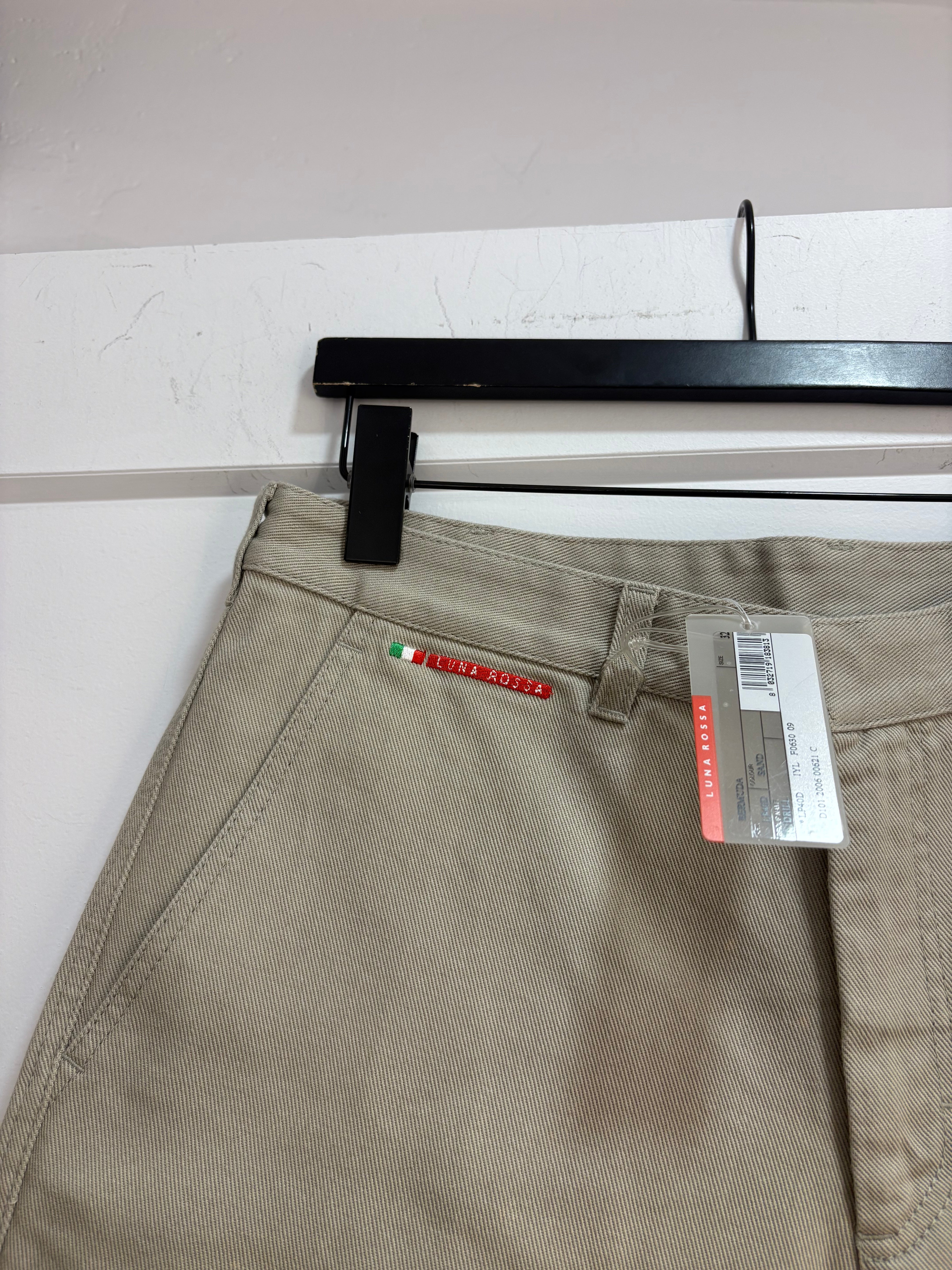 New Y2K Prada luna rossa tan shorts - size 32