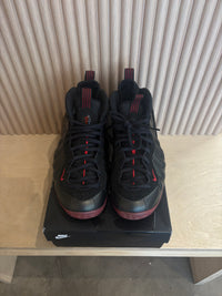 New Nike Foamposite Cavs - size 10.5
