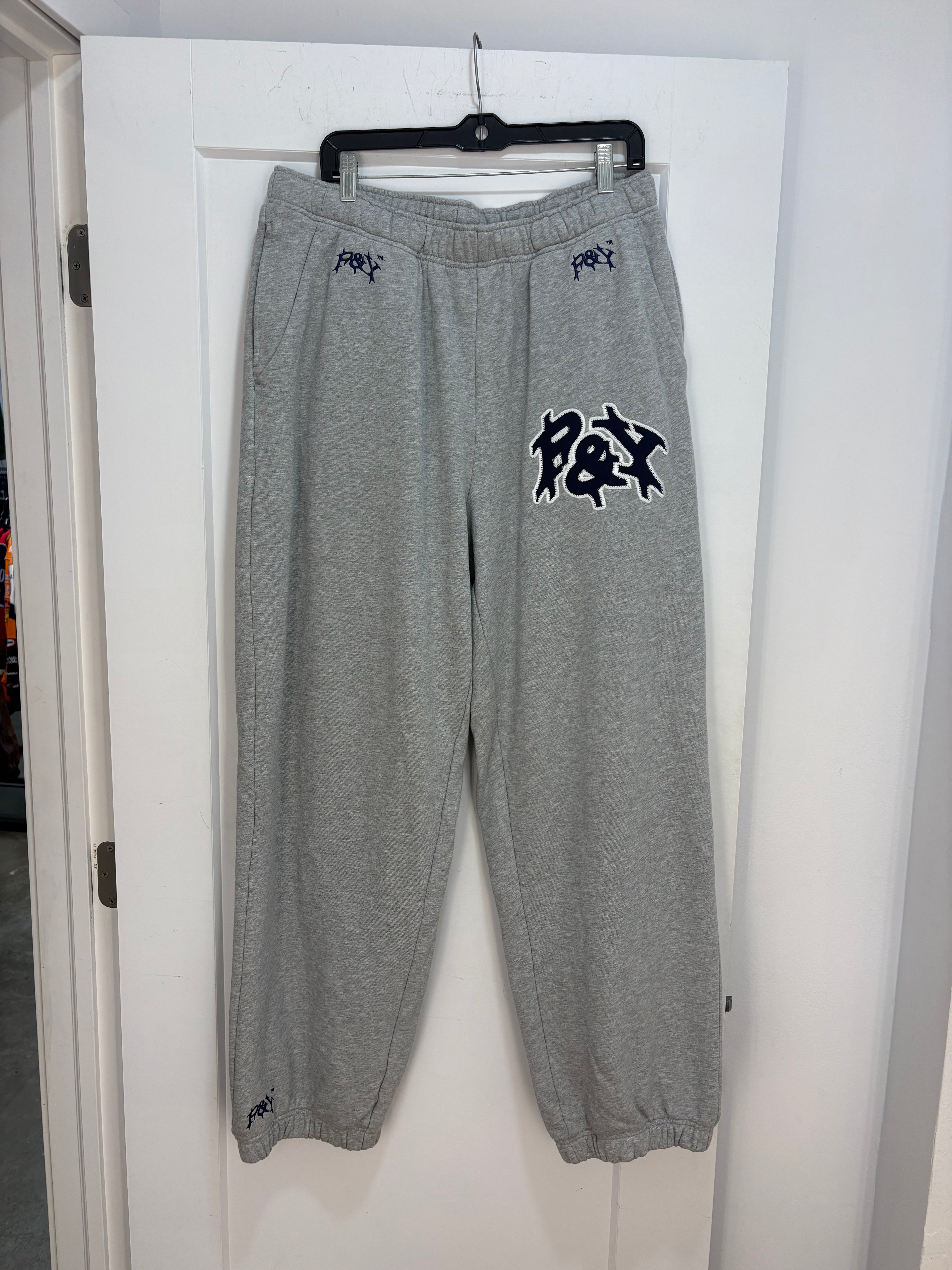 Punk and Yo grey logo sweatpants - size XXL
