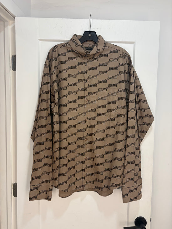 New Balenciaga Monogram button up - size L