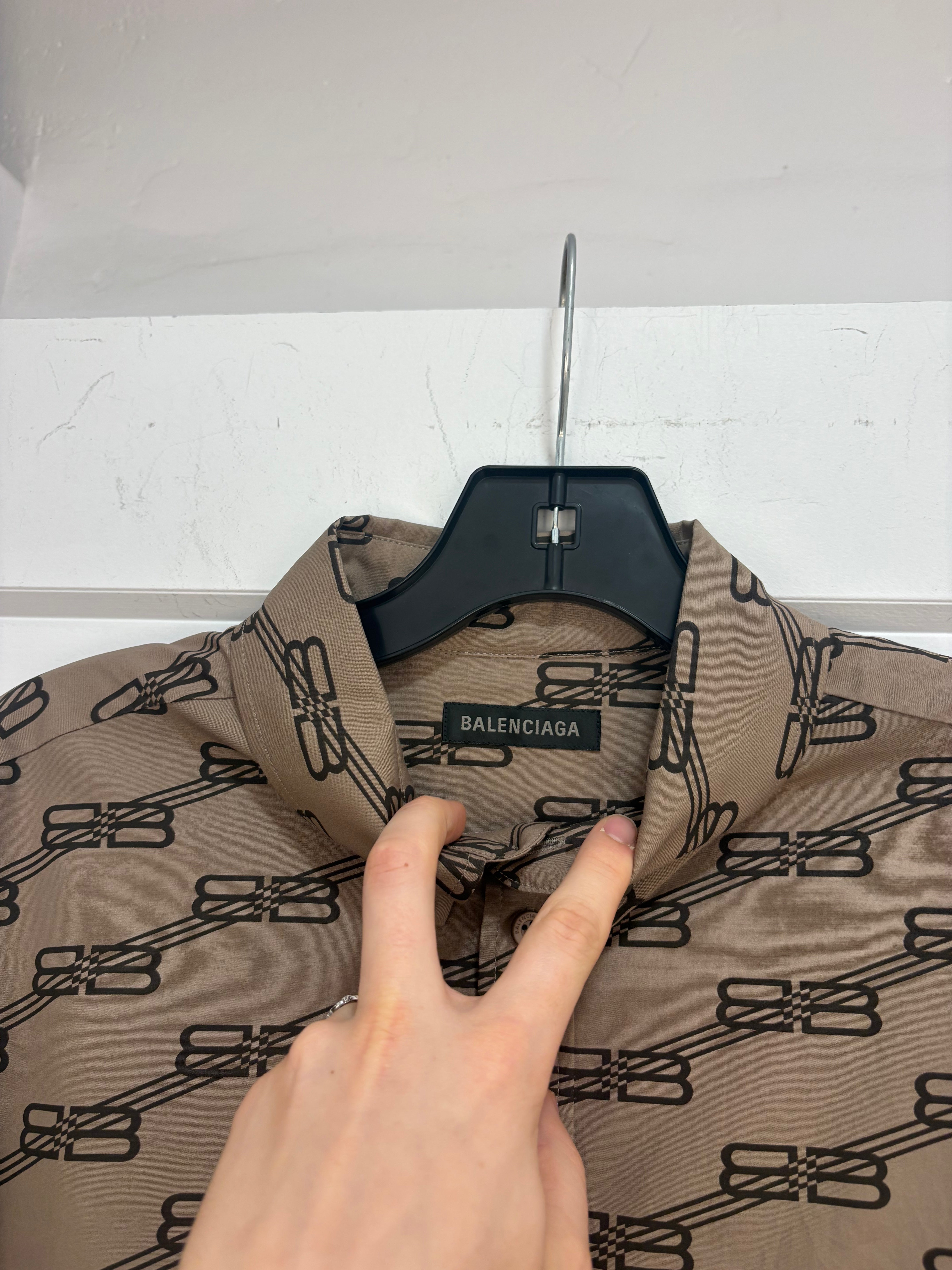 New Balenciaga Monogram button up - size L