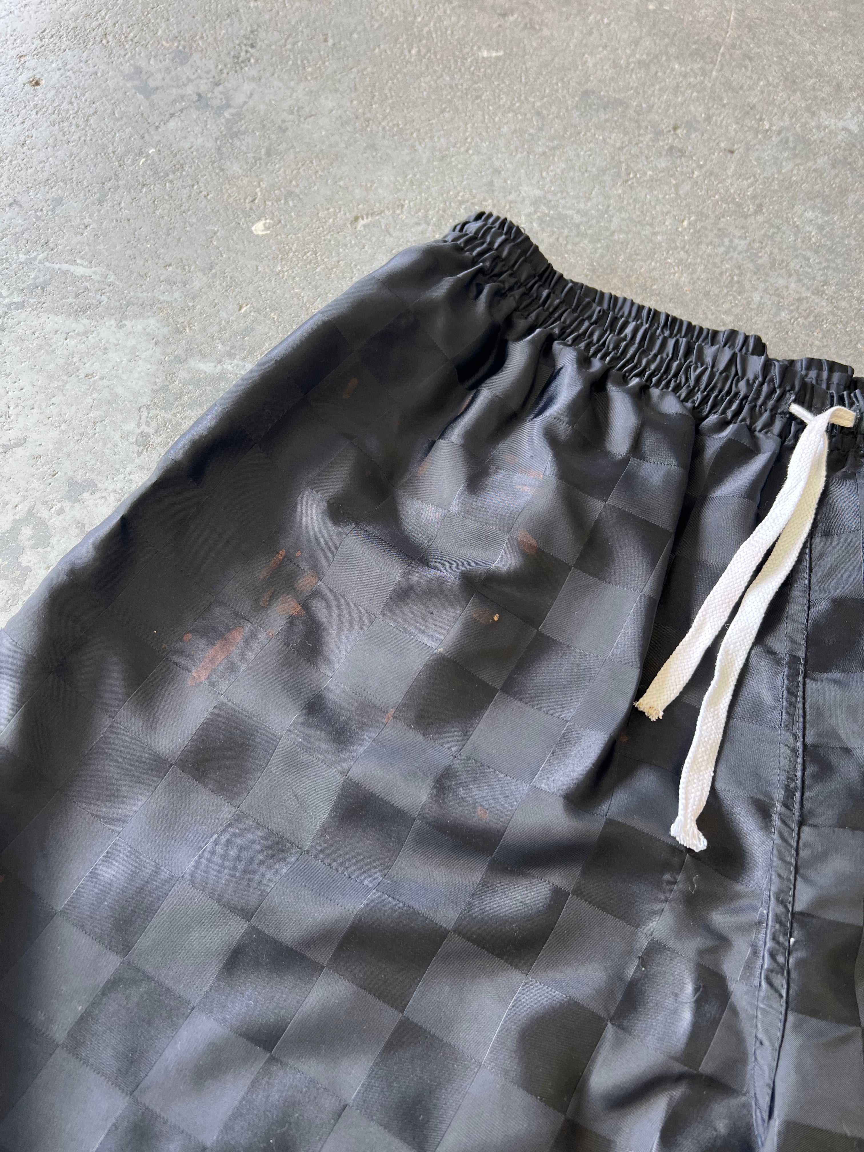 Short à carreaux noirs Umbro des années 90 - Taille L