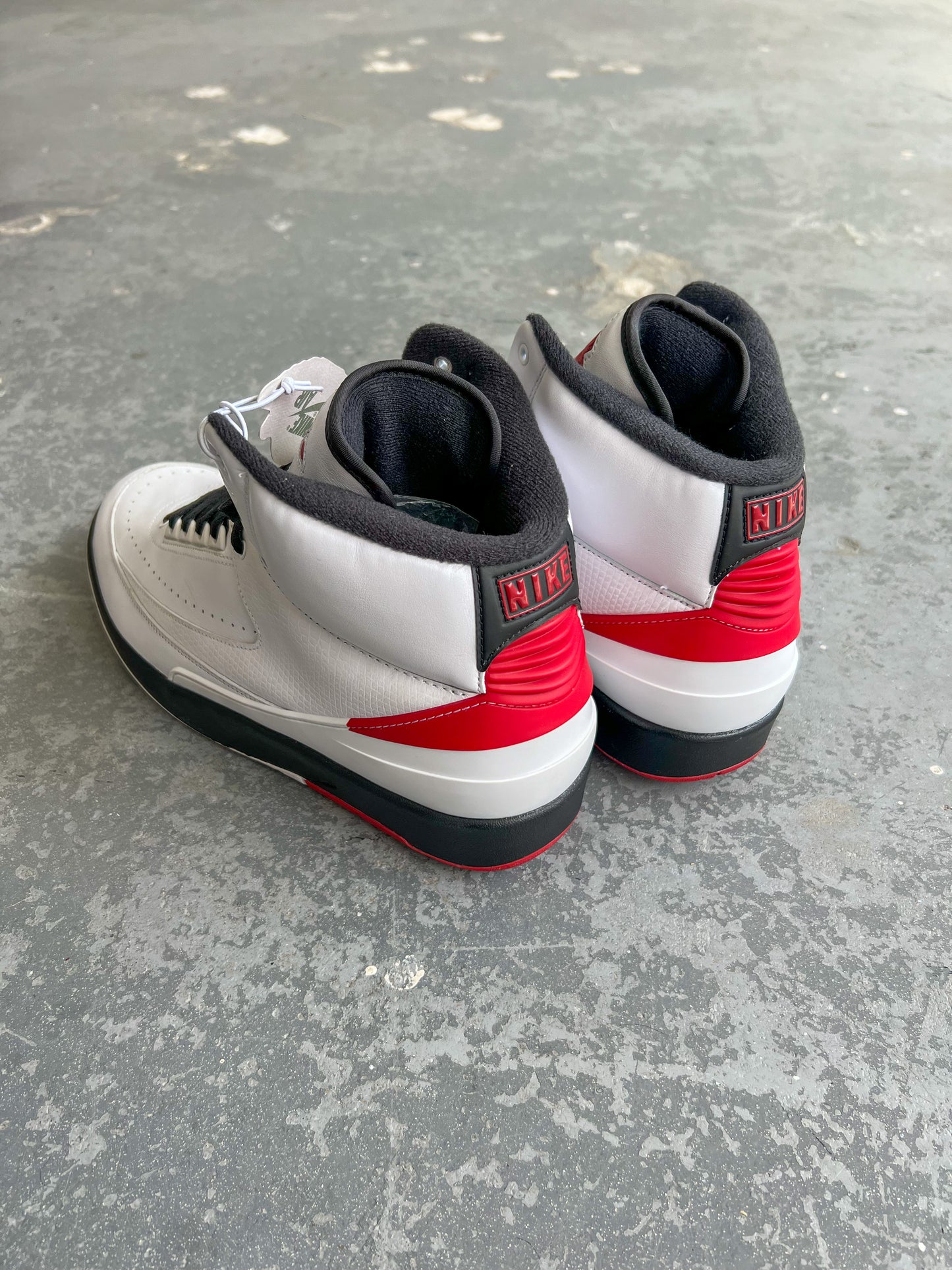 Air Jordan 2 “Chicago” - Sz 12US