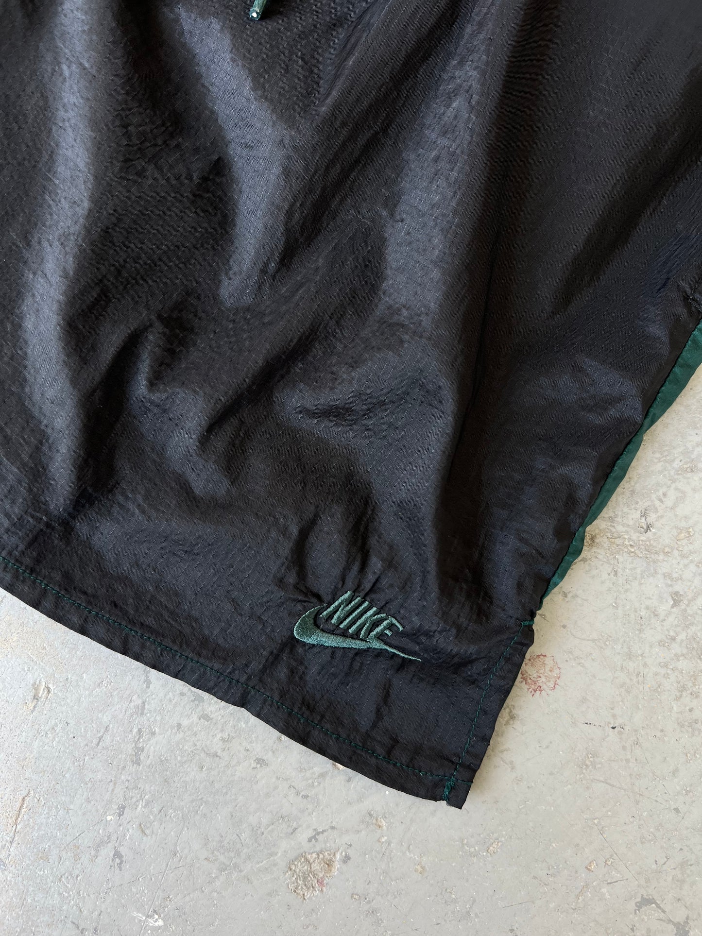 90s Nike Short Split- Sz XL