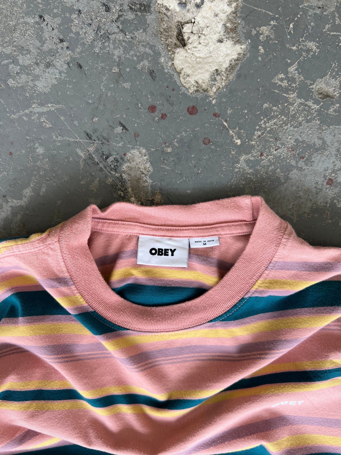 Obey Pink stripes logo Shirt - Sz M